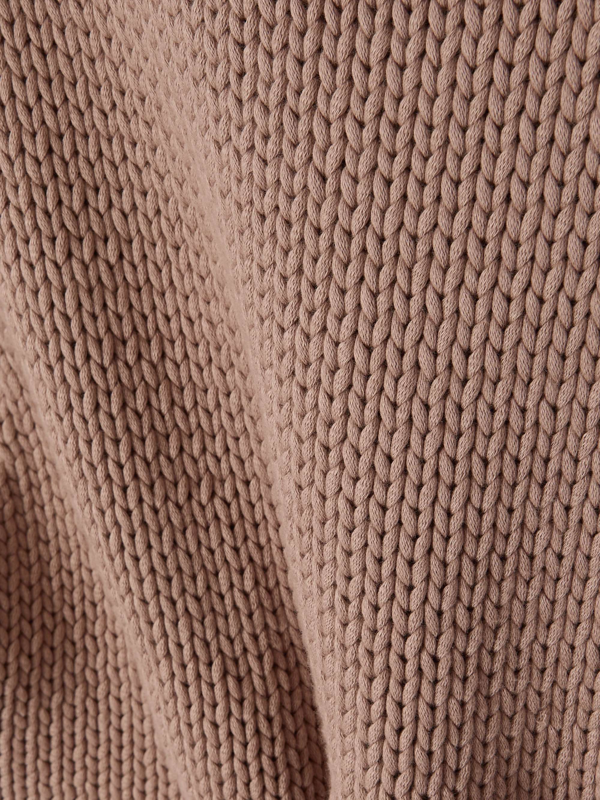 ALAÏA 