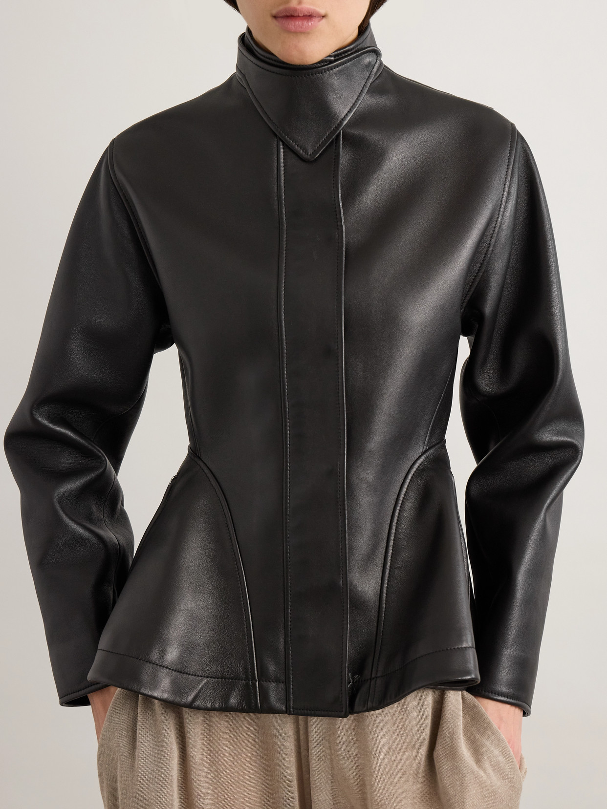 Alaïa Womens Noir Alaia Peplum Band-collar Leather Jacket In Black