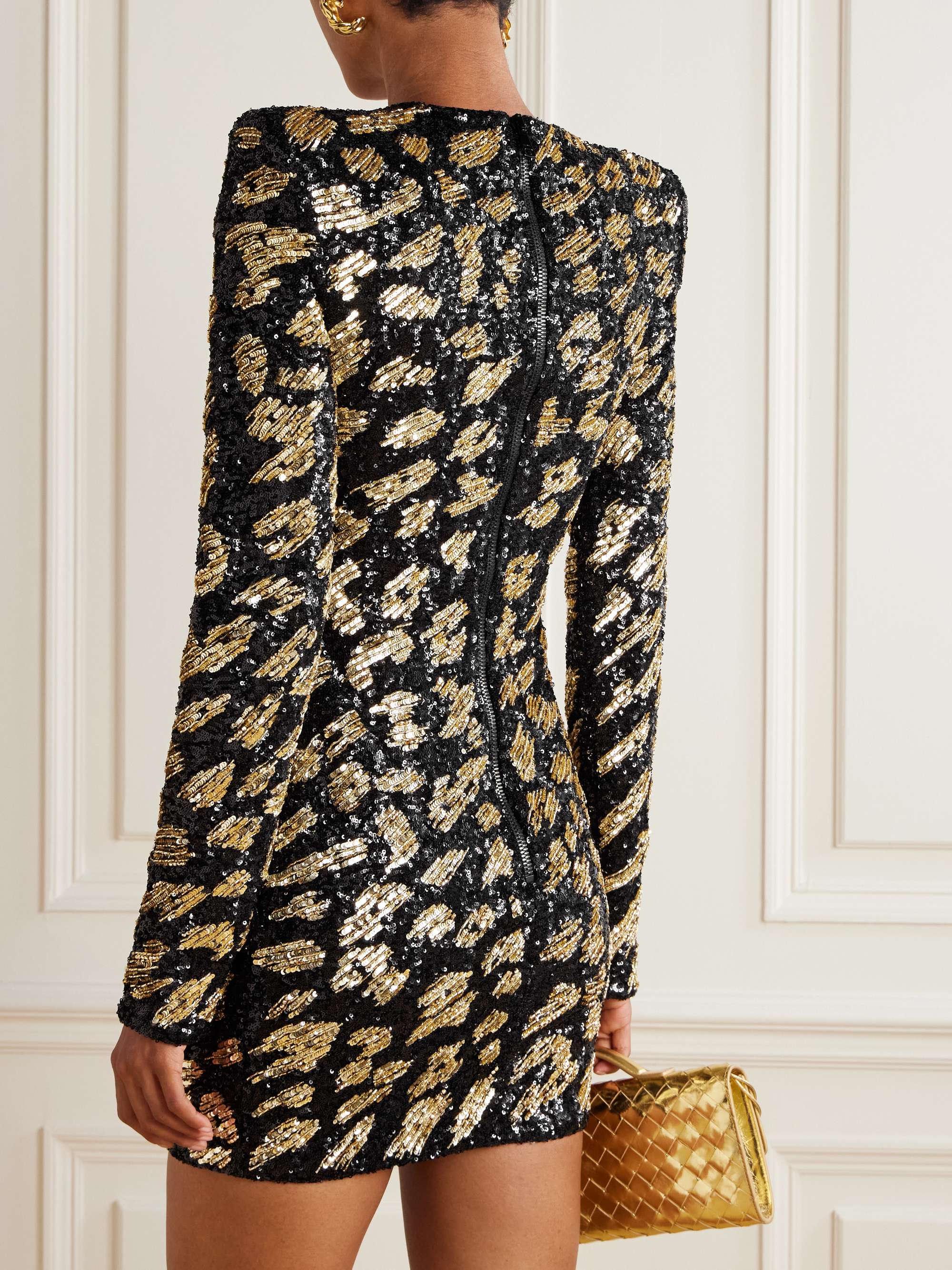 BALMAIN 