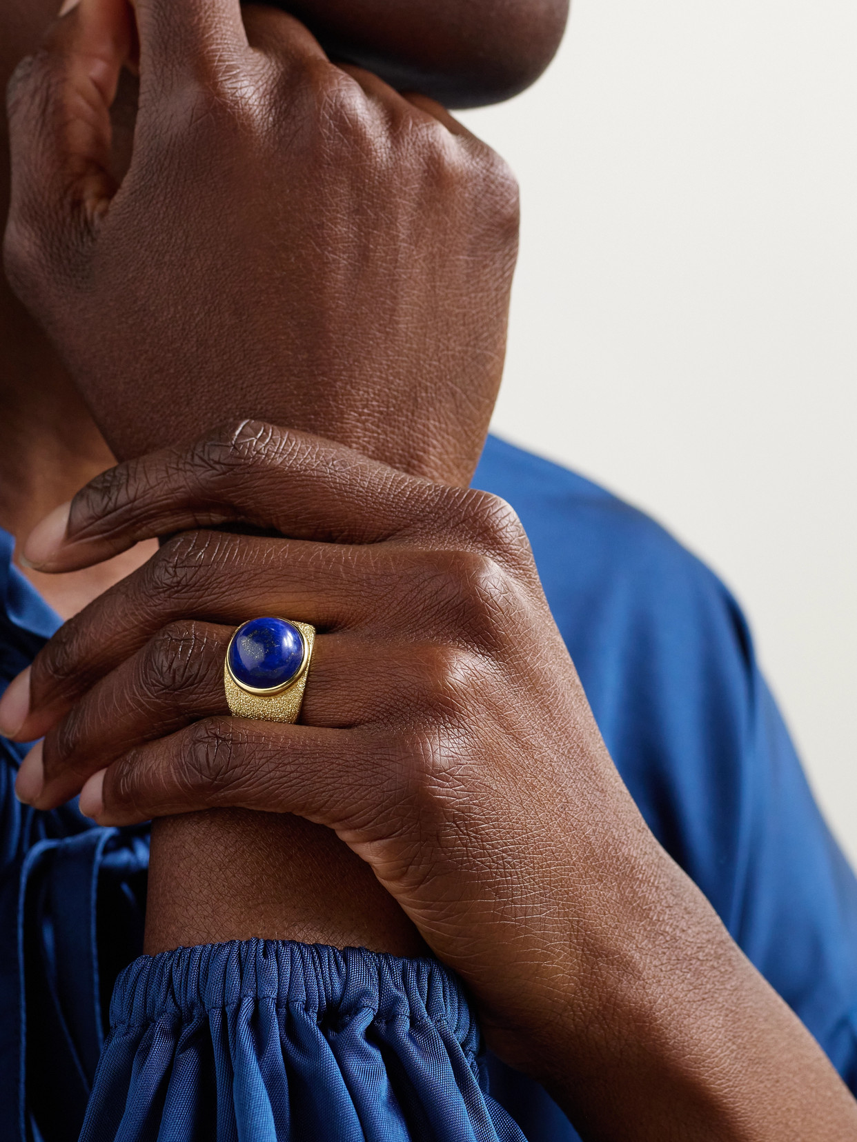 CAROLINA BUCCI DOWNTOWN 18-KARAT GOLD LAPIS LAZULI RING