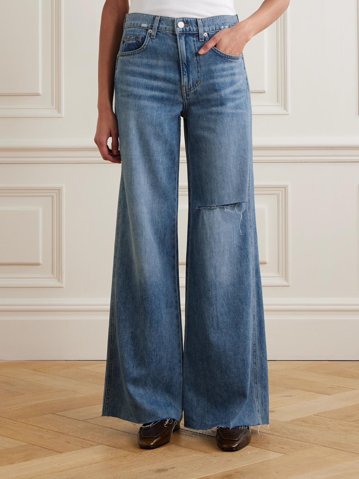 Veronica Beard Kasey Frayed Mid-rise Wide-leg Jeans In Blue