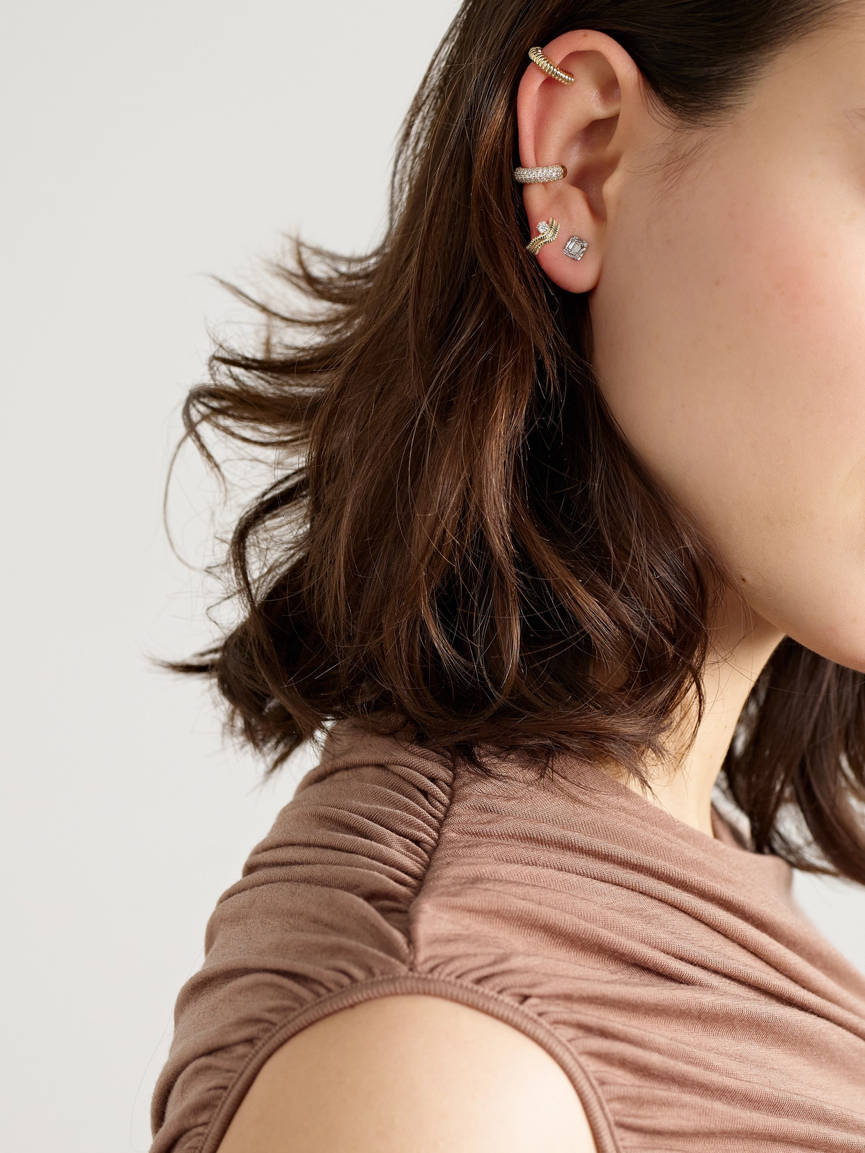 Shop Stone And Strand 14-karat Gold Diamond Ear Cuff
