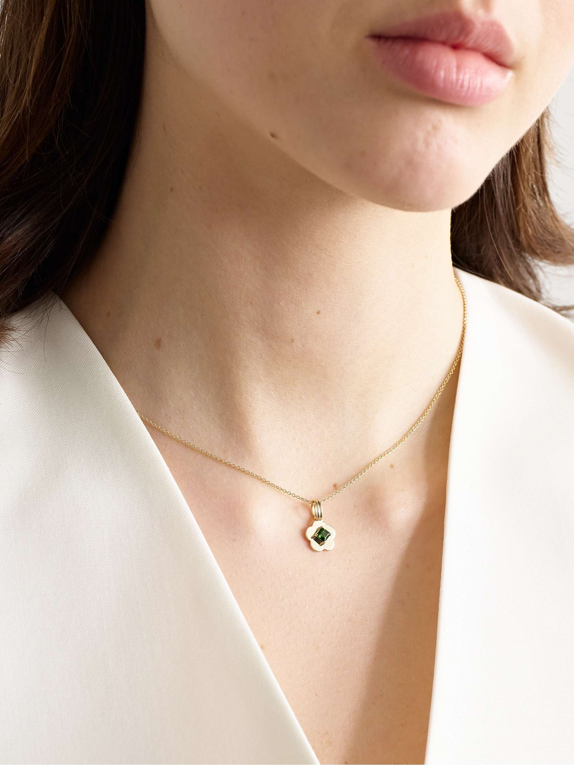 STONE AND STRAND 