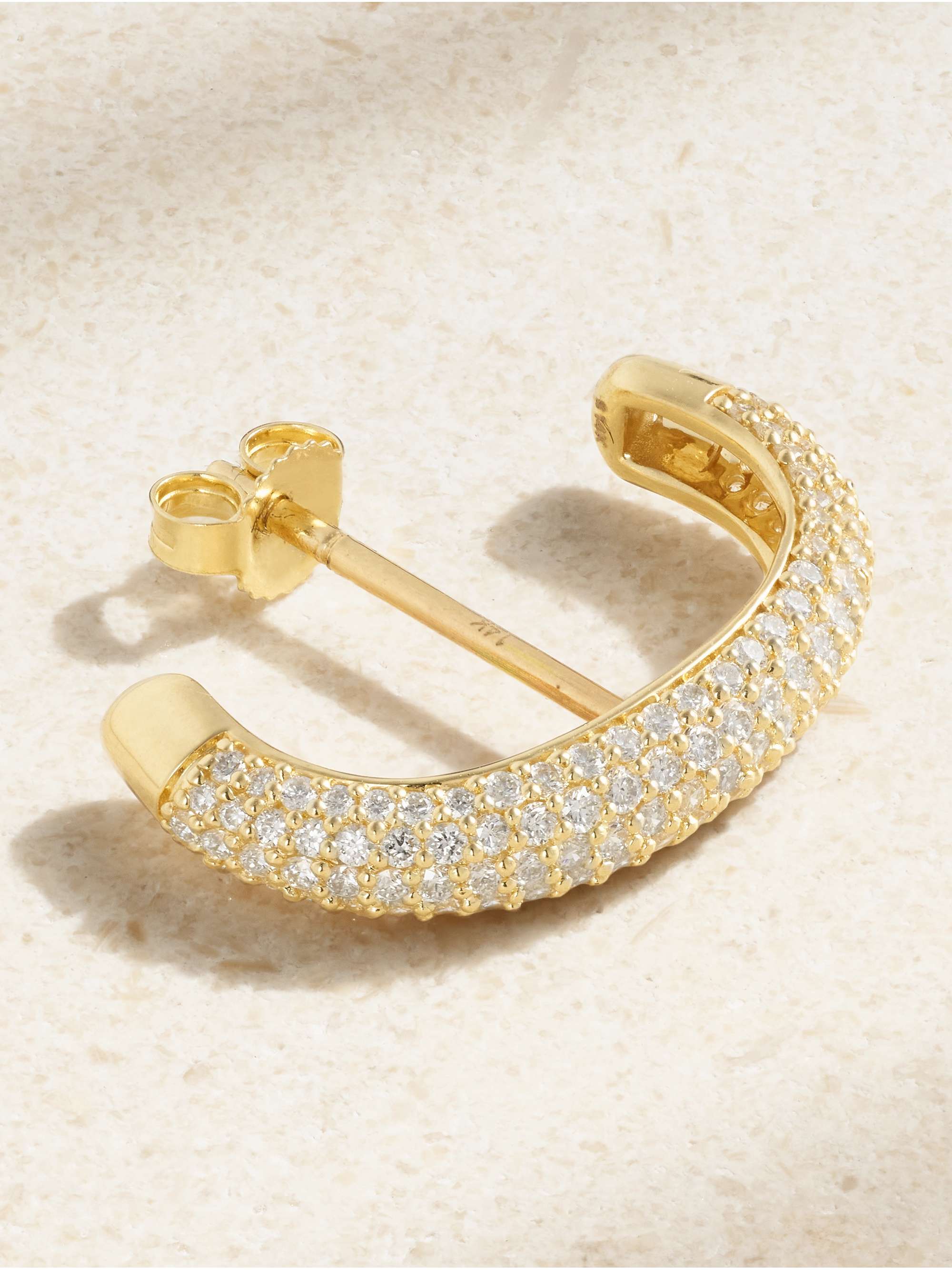 STONE AND STRAND 
