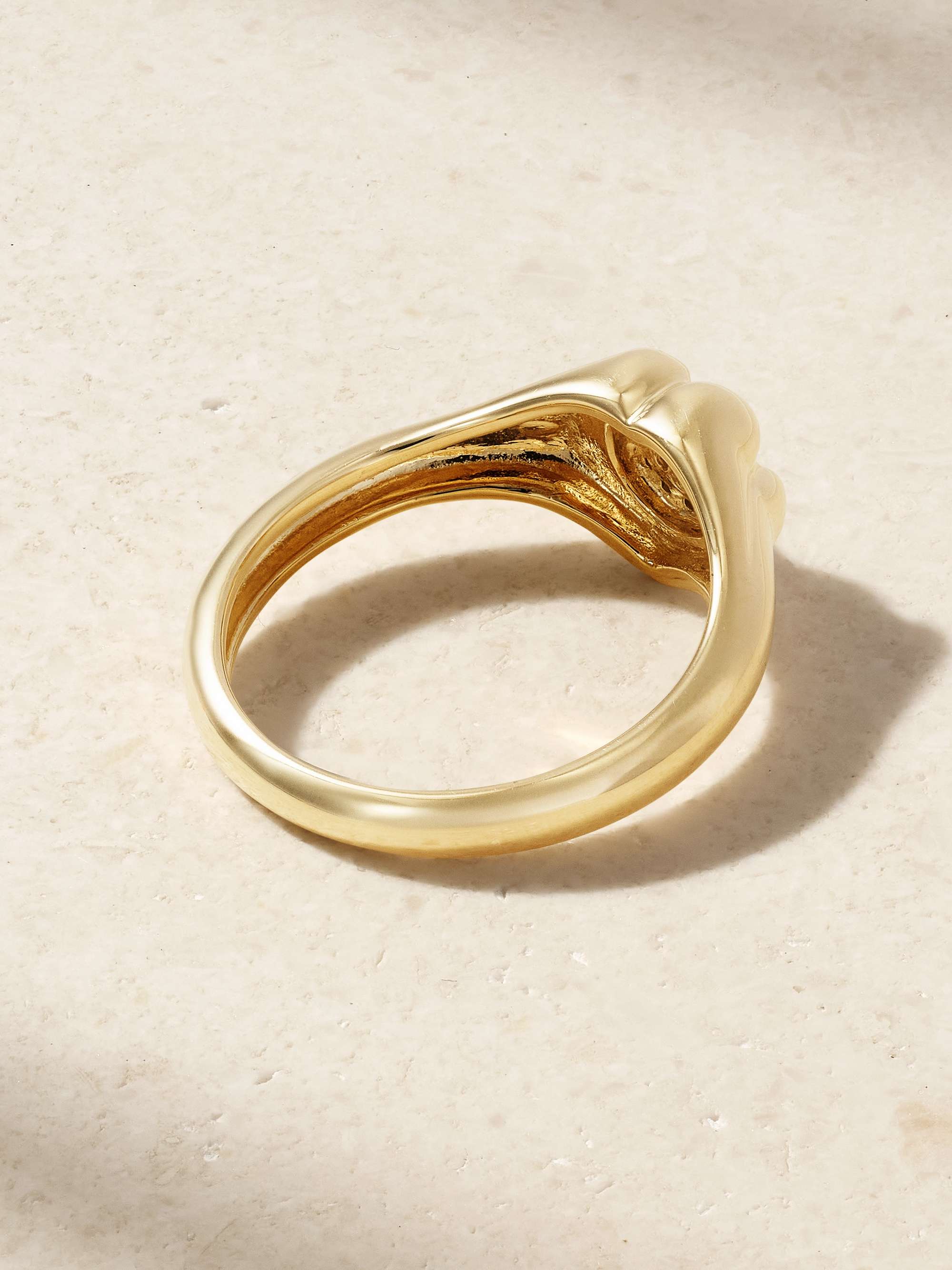 STONE AND STRAND 