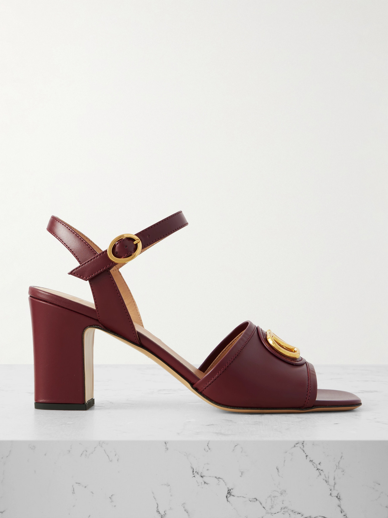 Valentino Garavani Vlogo 75 Leather Sandals In Red