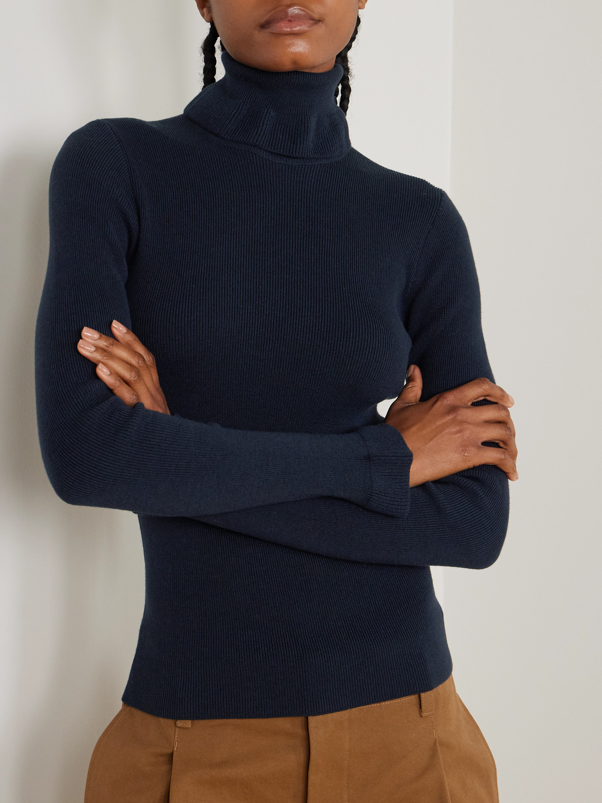 Chloé Logo-detailed Ribbed Cotton And Wool-blend Turtleneck Sweater