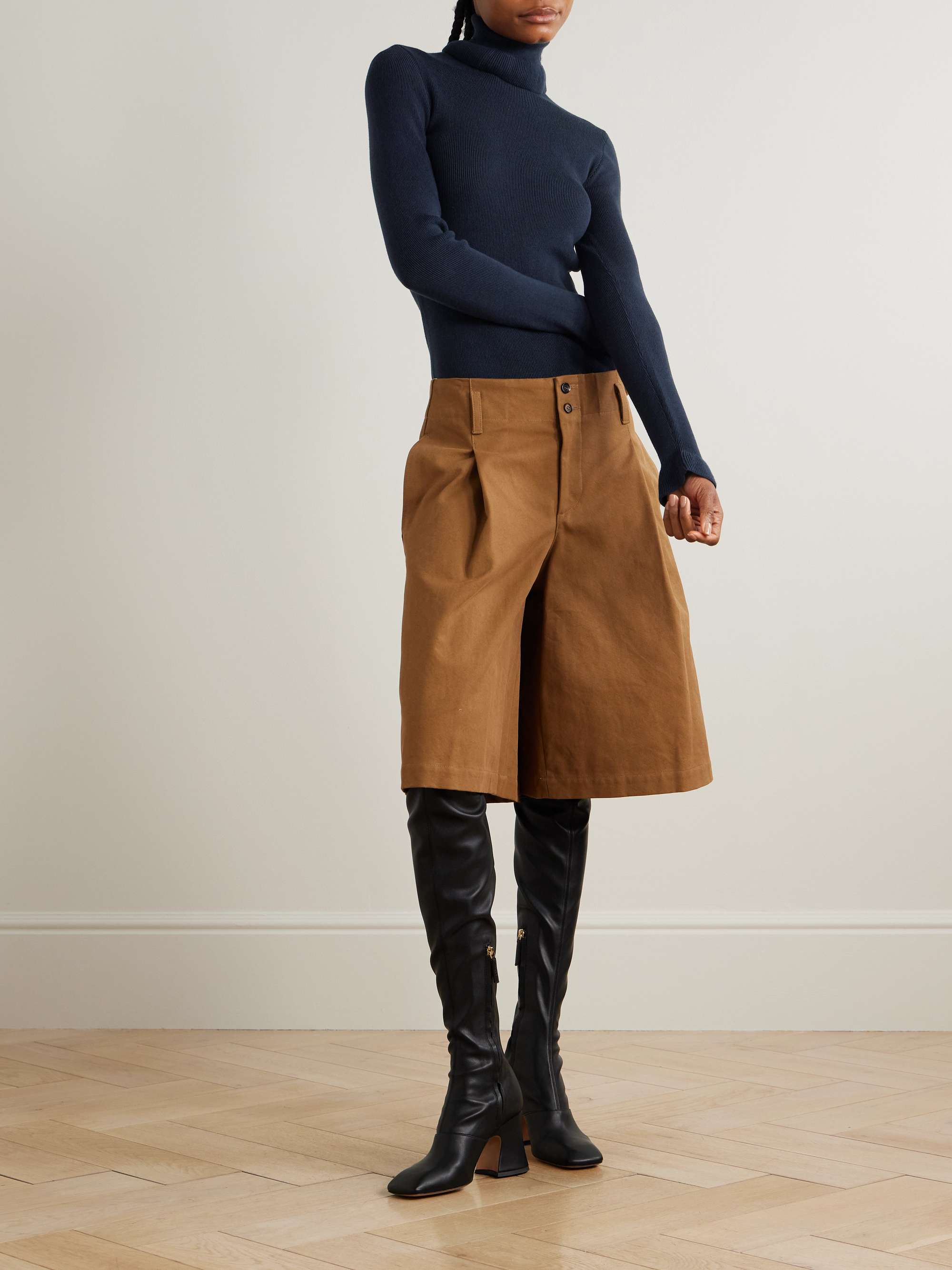 CHLOÉ 