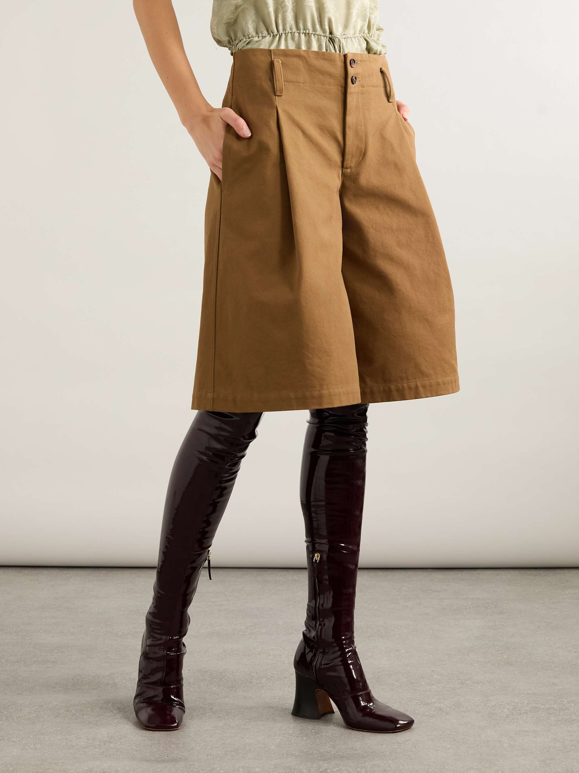 CHLOÉ 