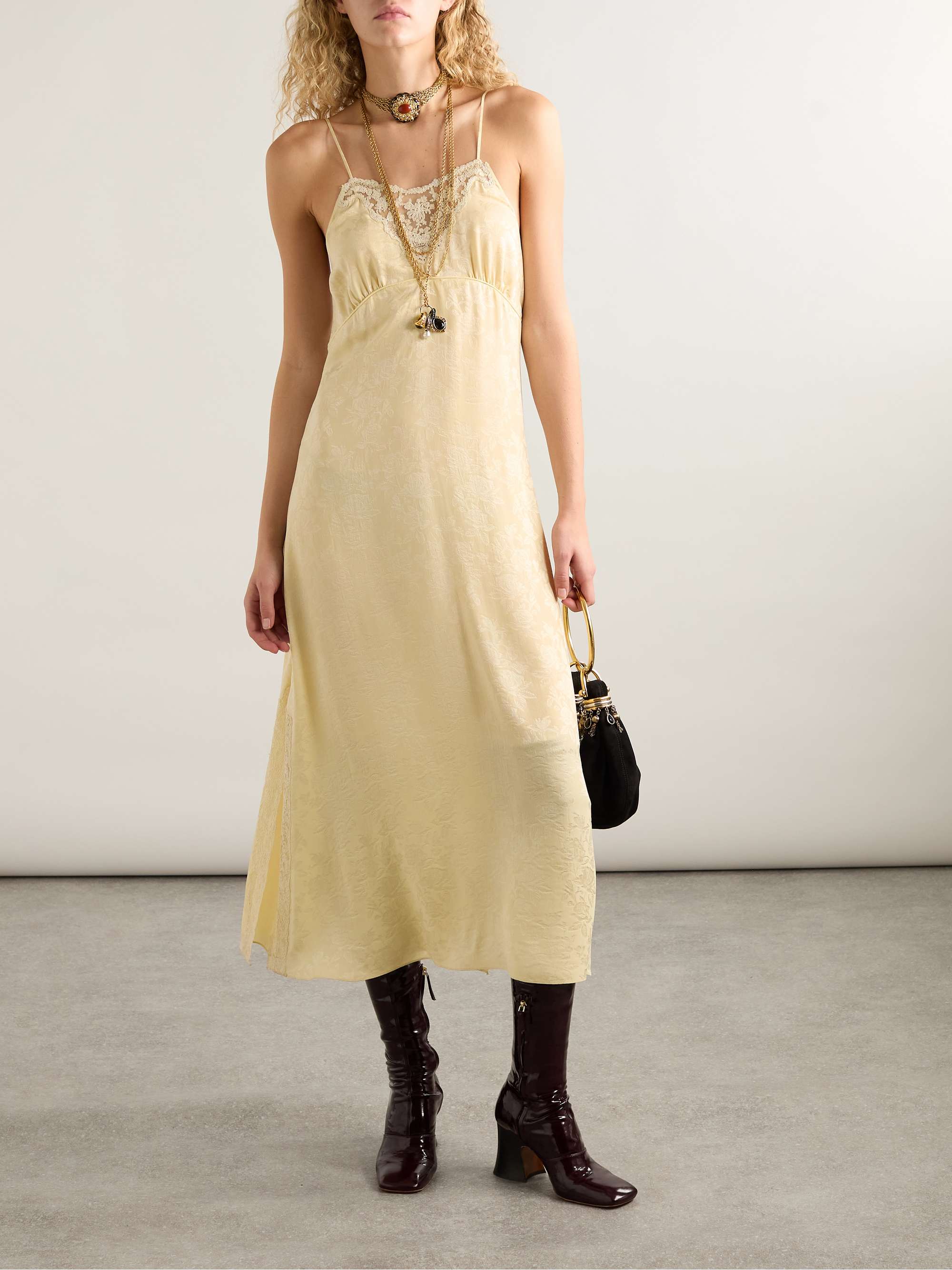 CHLOÉ 