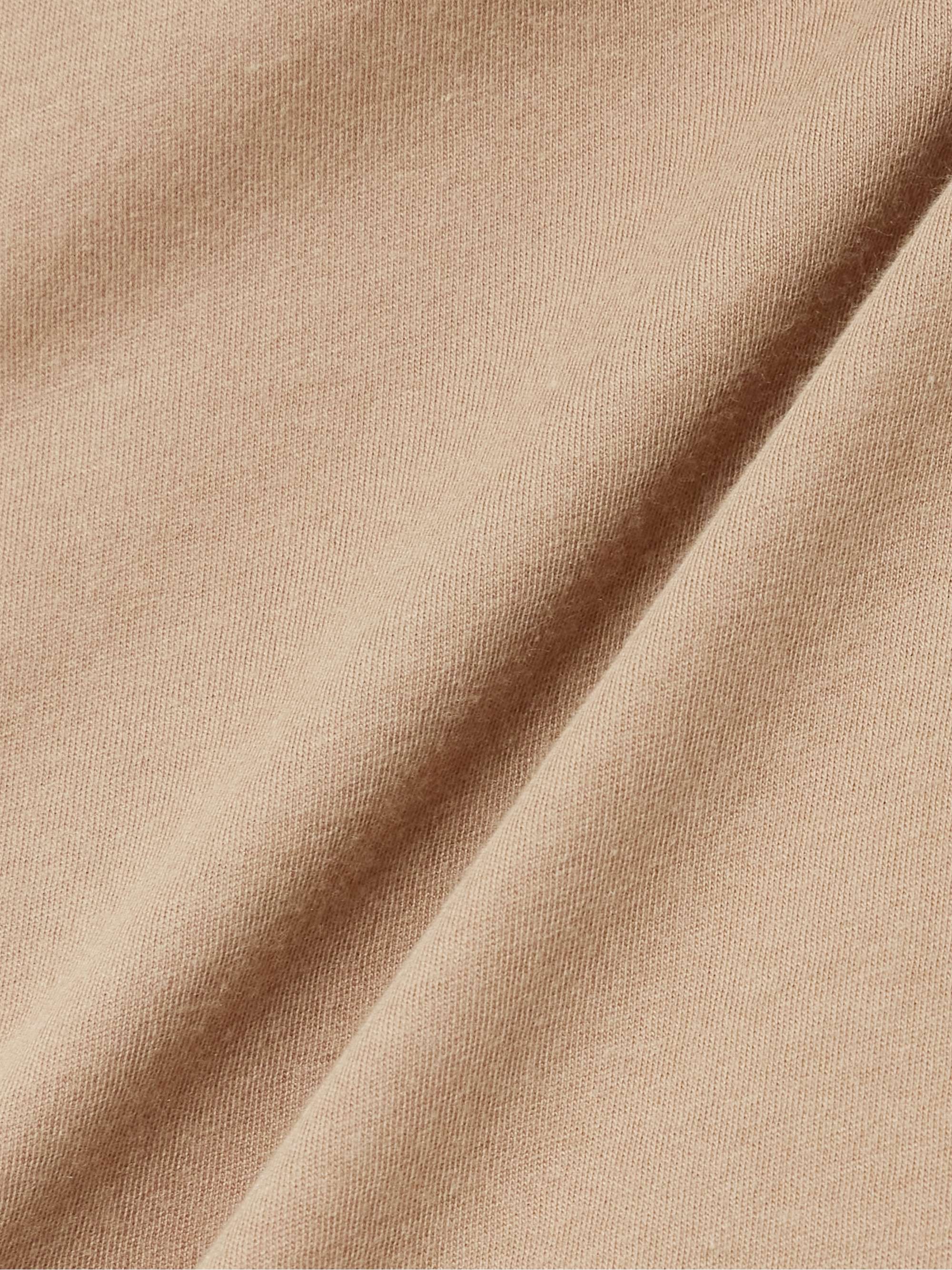 ÉTERNE 