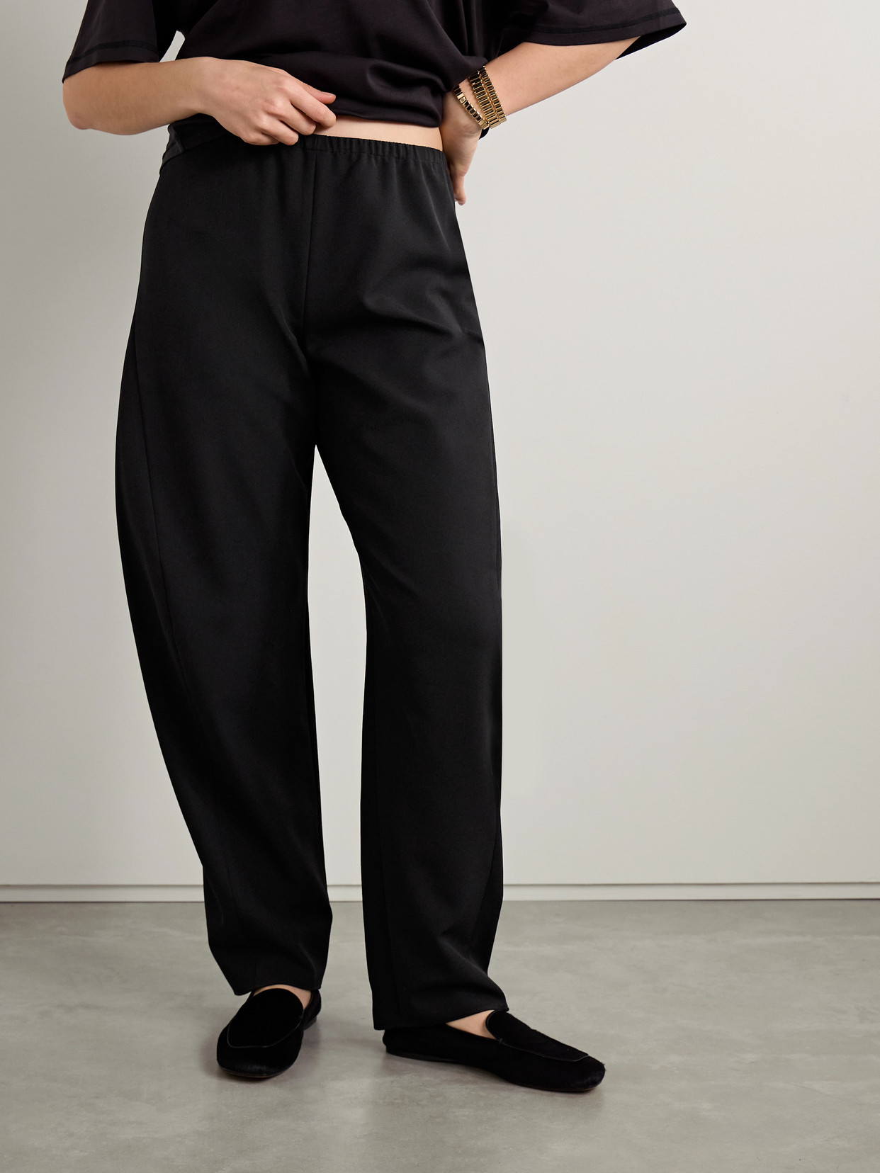 La Ligne Colby Recycled-crepe Barrel-leg Pants
