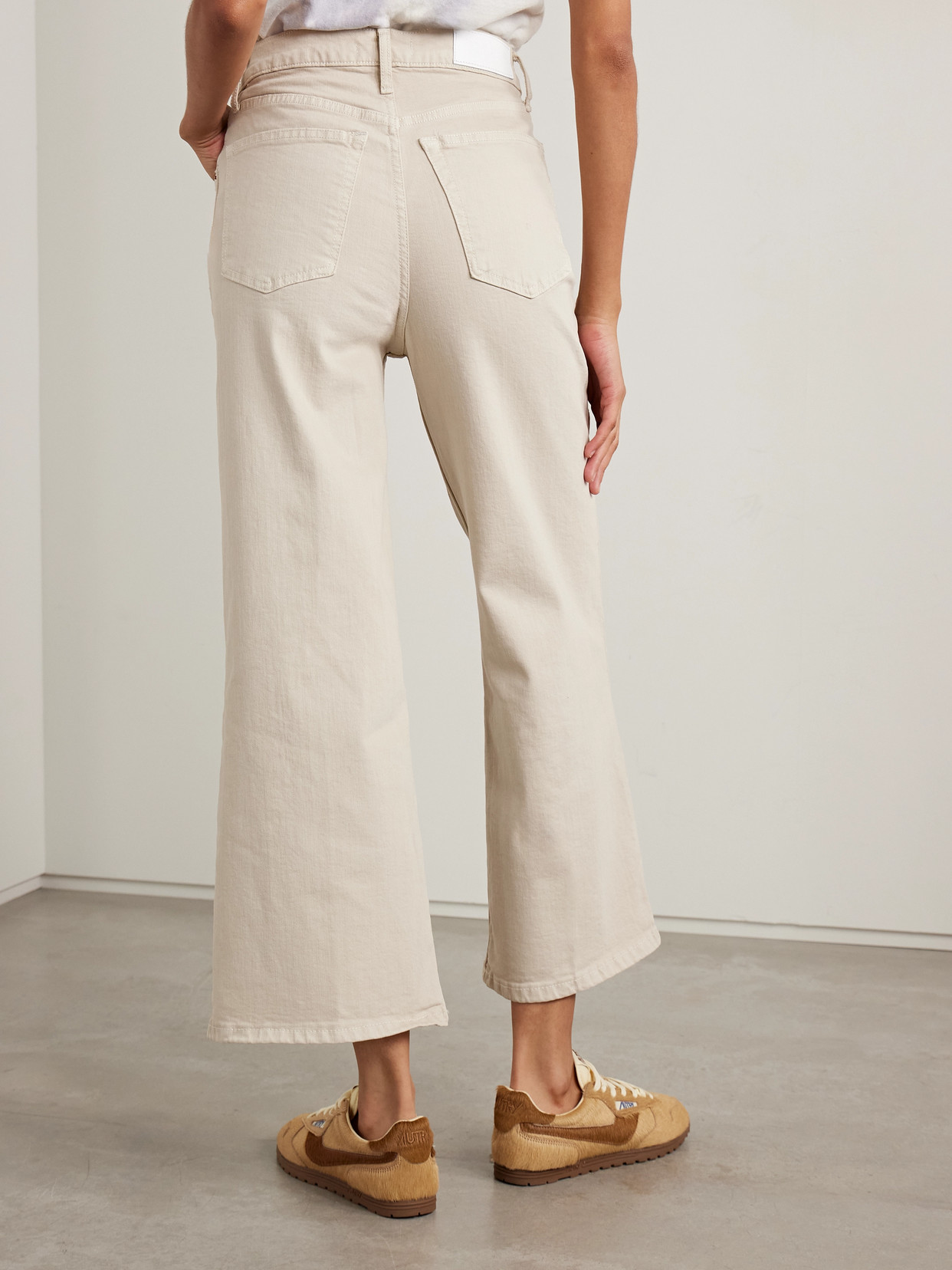 Re/done Cropped High-rise Flared Jeans In Neutral