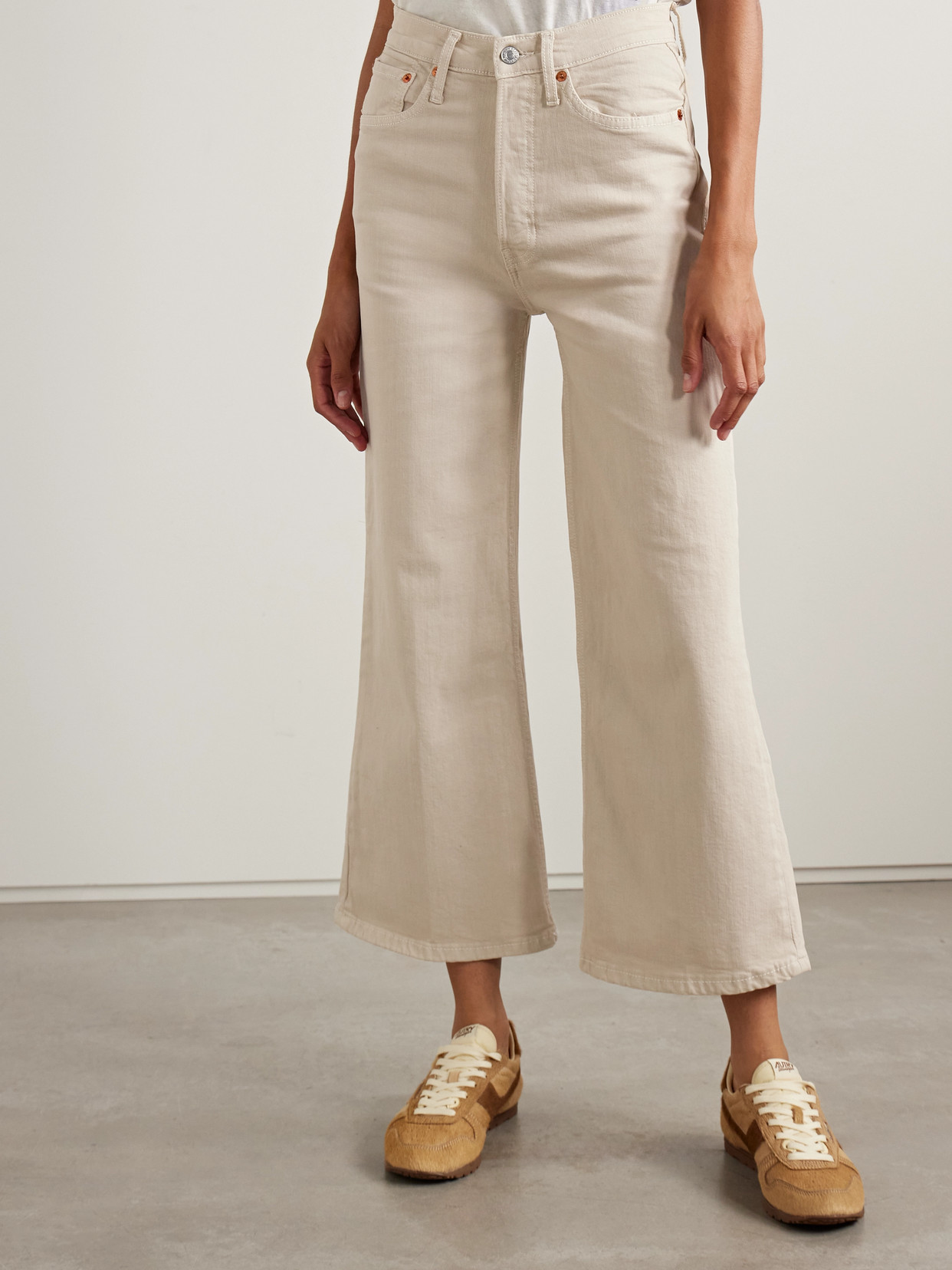 Re/done Cropped High-rise Flared Jeans In Neutral