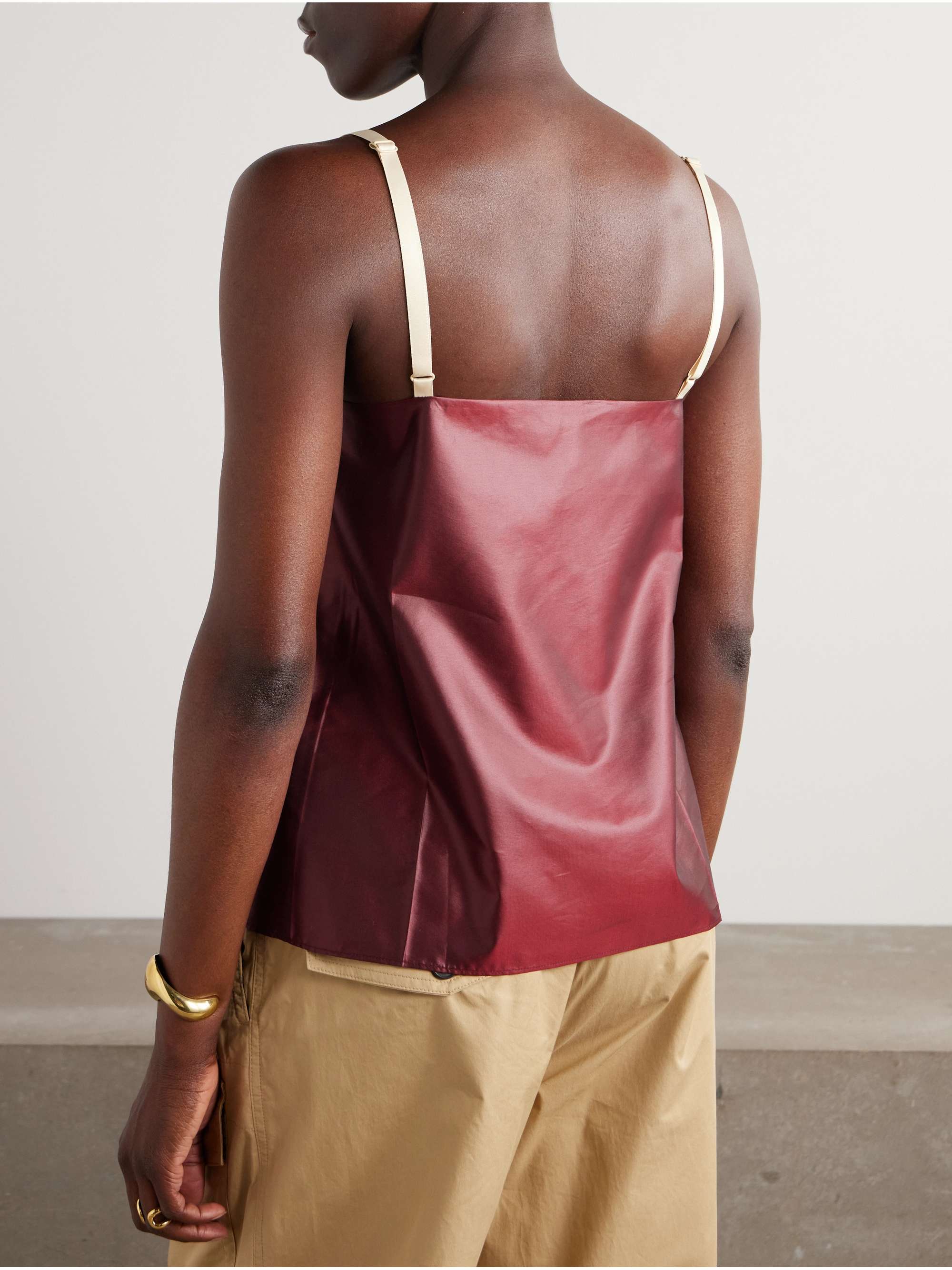 CARVEN 