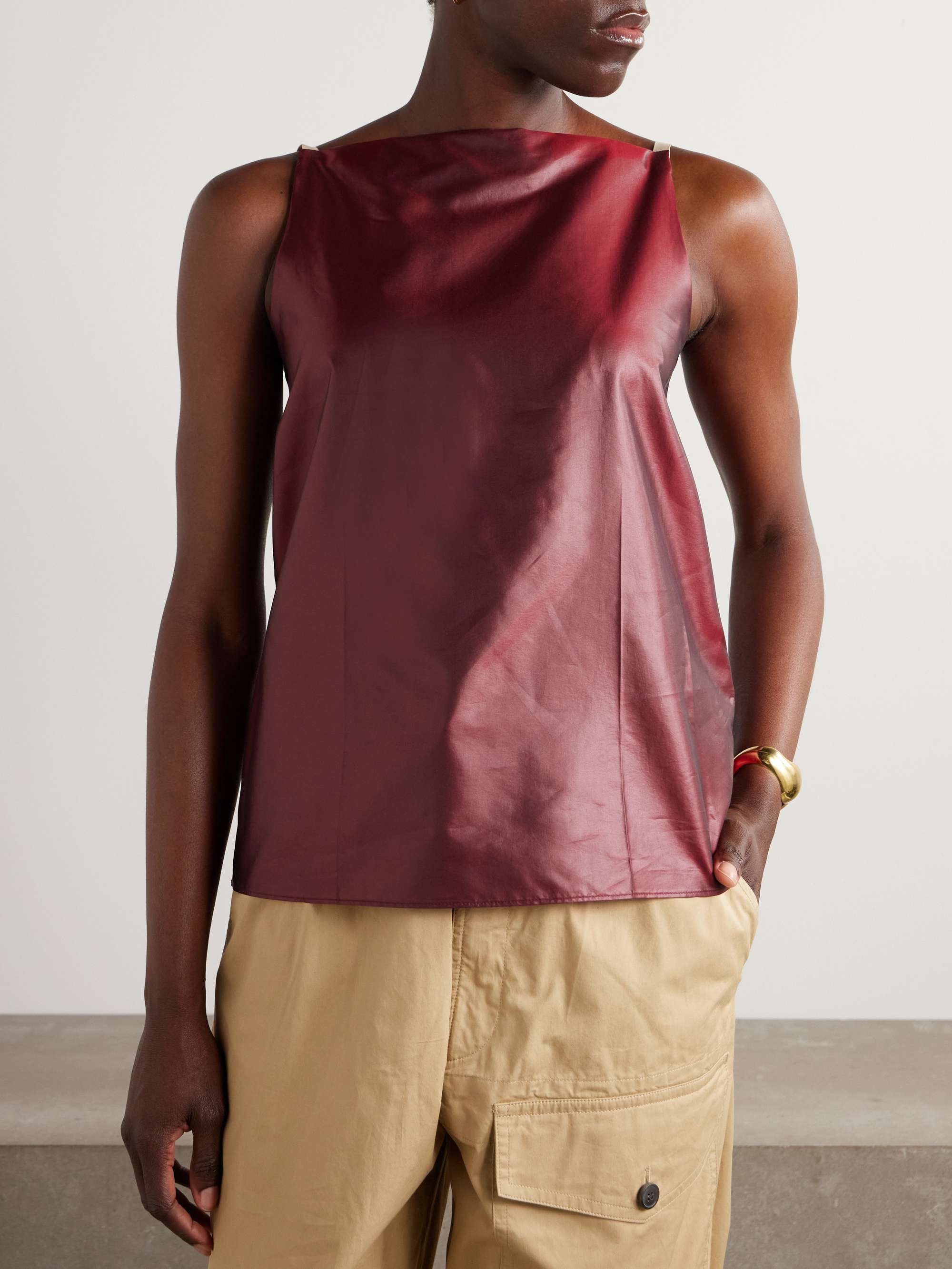 CARVEN 