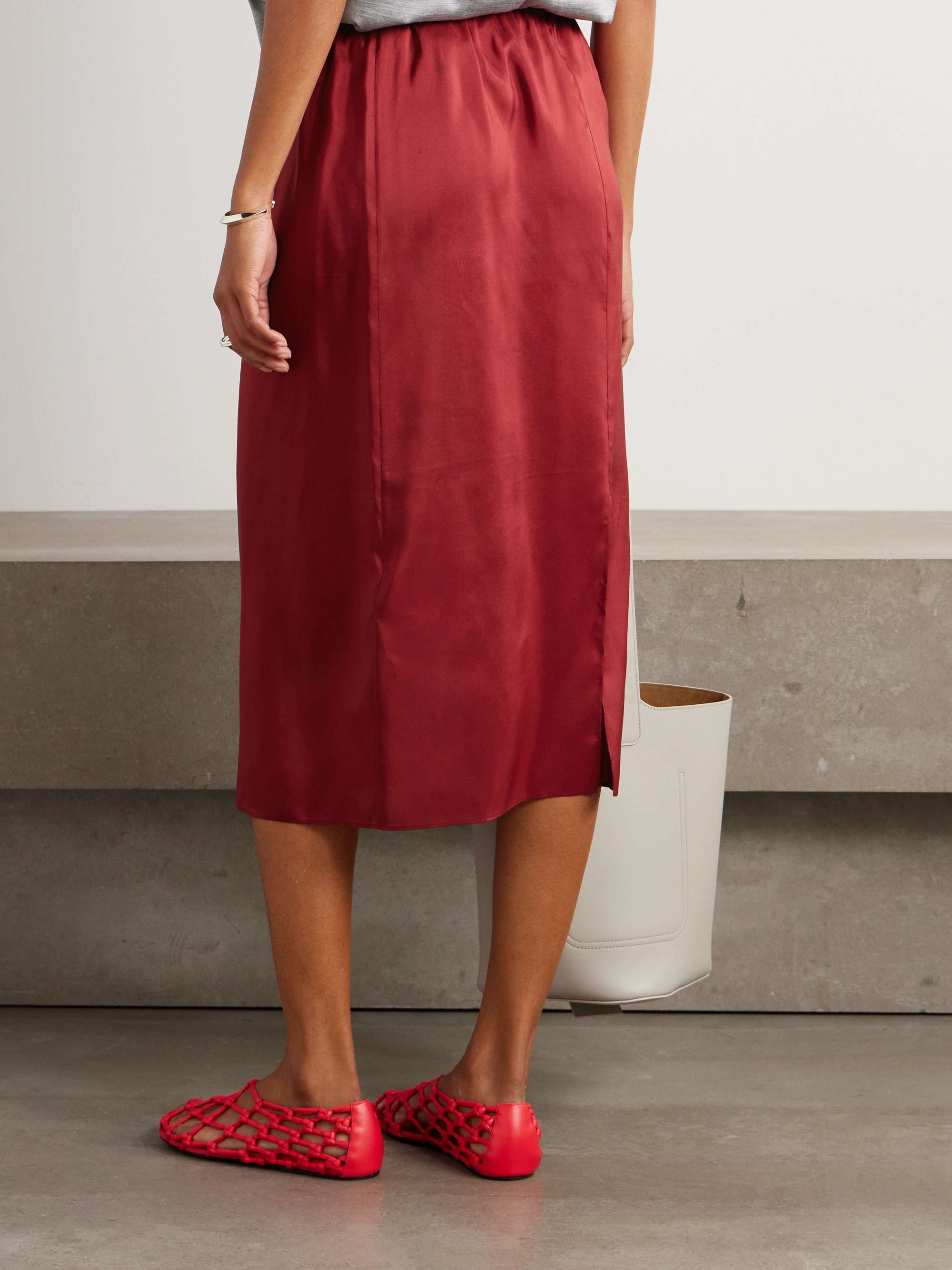 CARVEN 