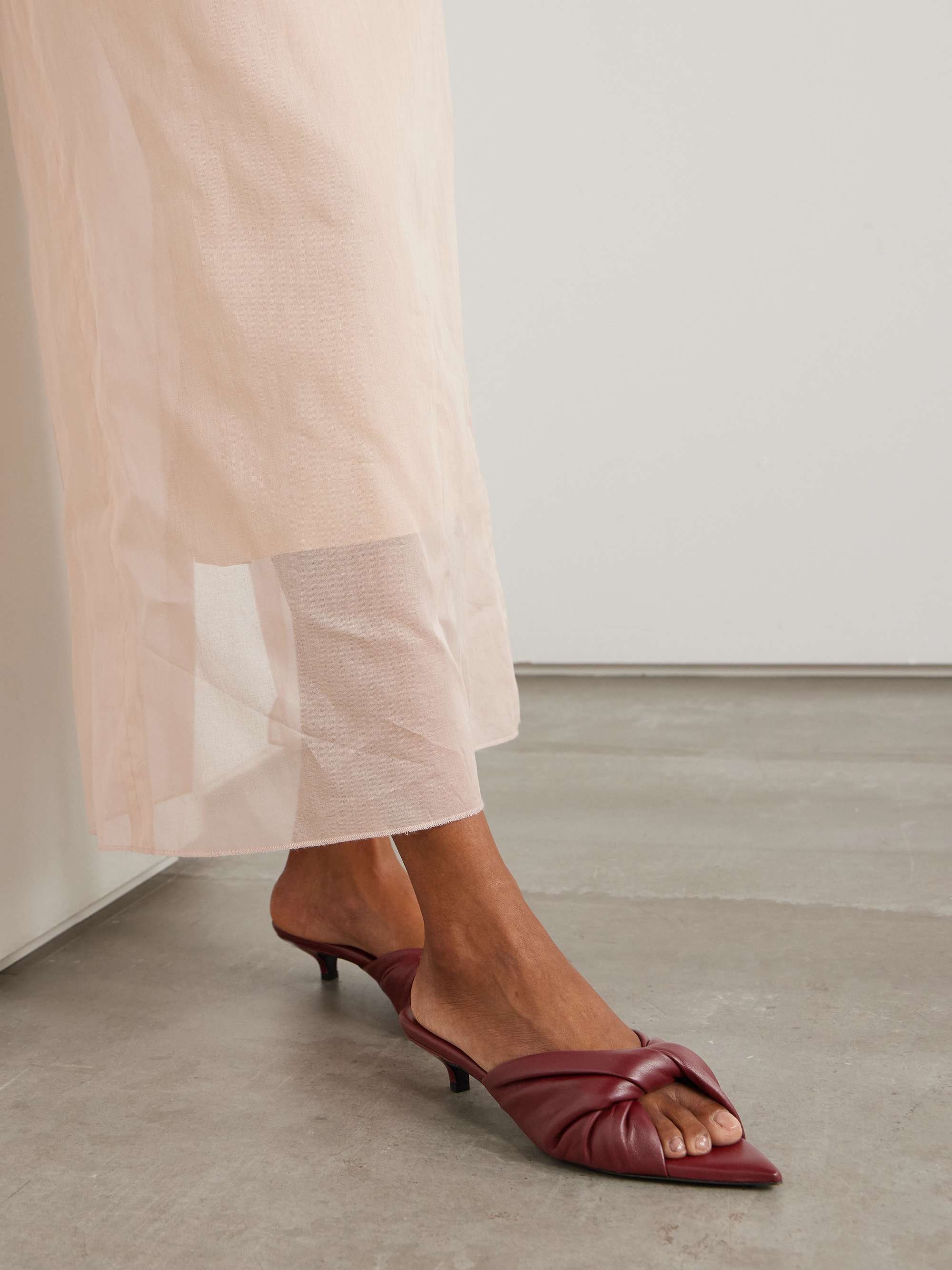 CARVEN 