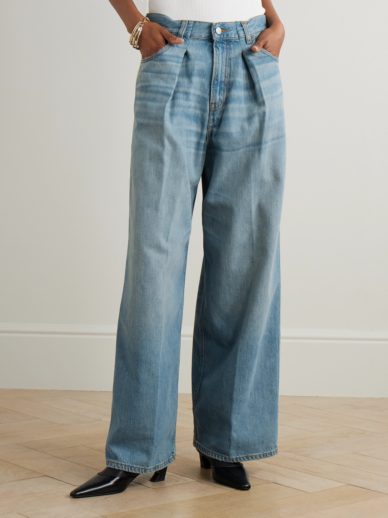 Haikure Candy Pleated Boyfriend Jeans