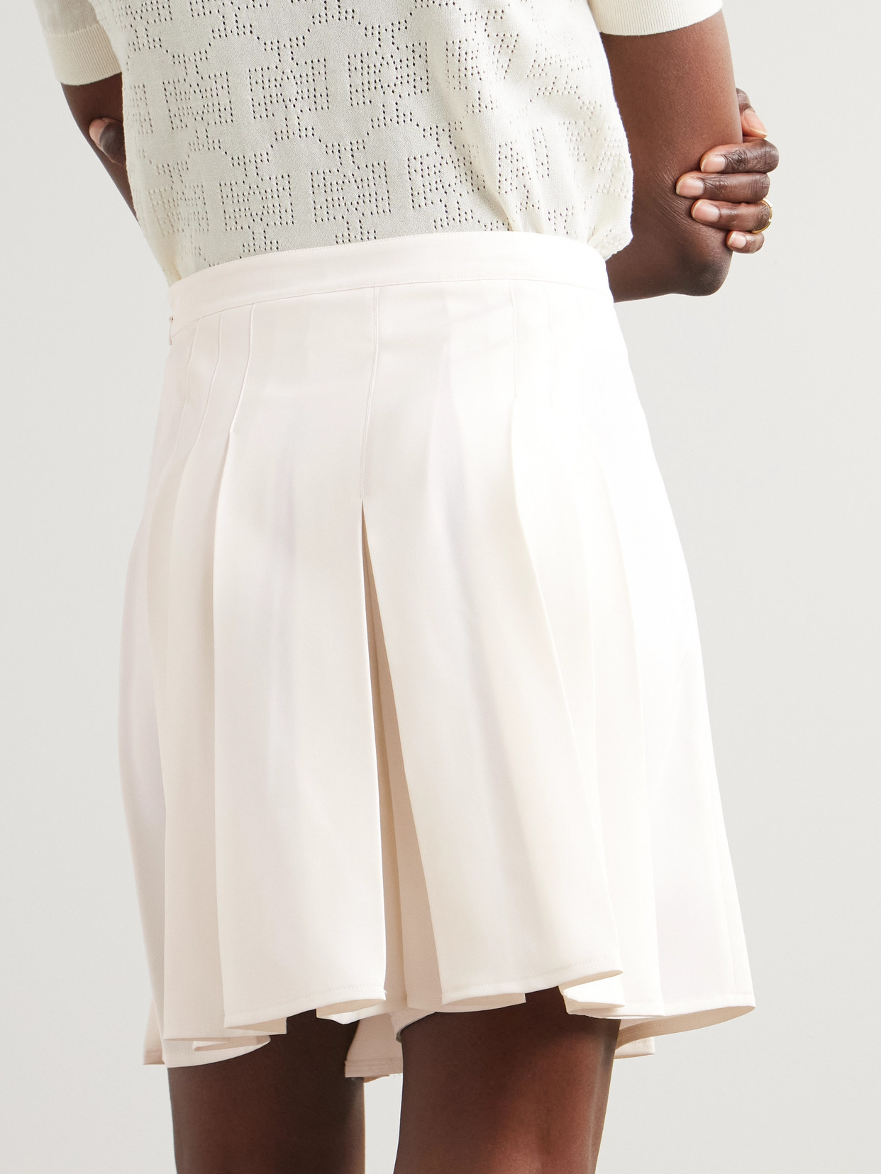 TORY SPORT LAYERED PLEATED TWILL SHORTS