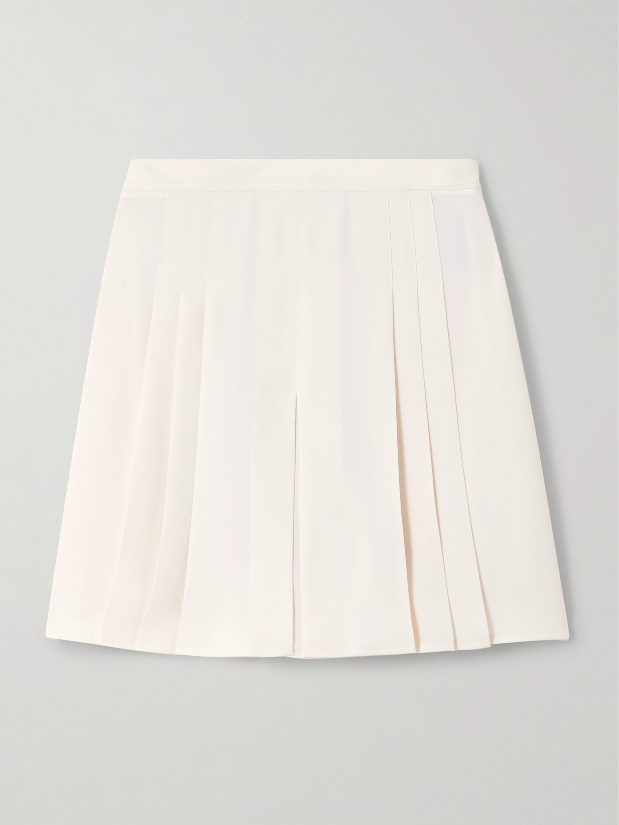 Tory Sport Layered Pleated Twill Shorts In Off-white