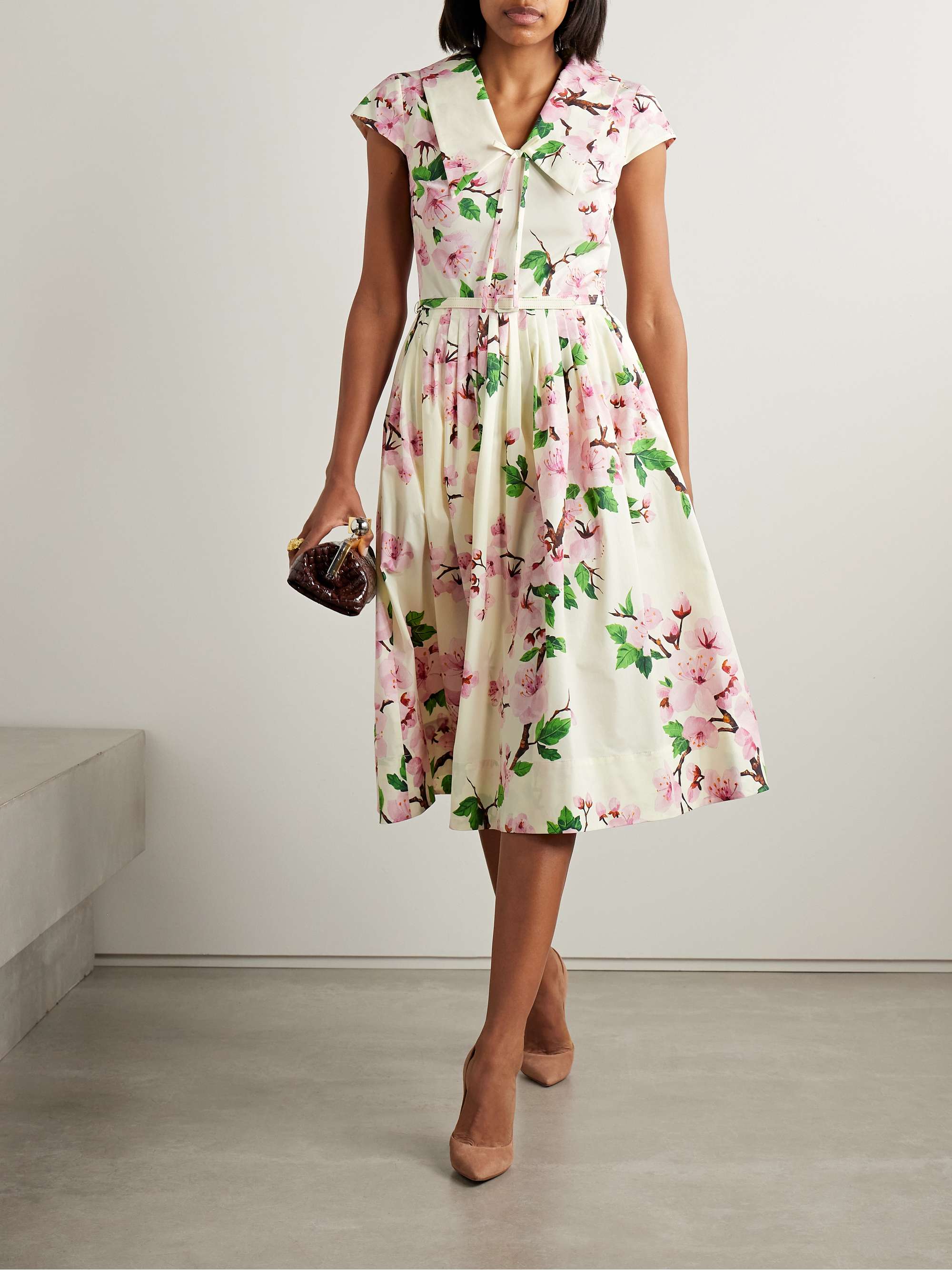 OSCAR DE LA RENTA 