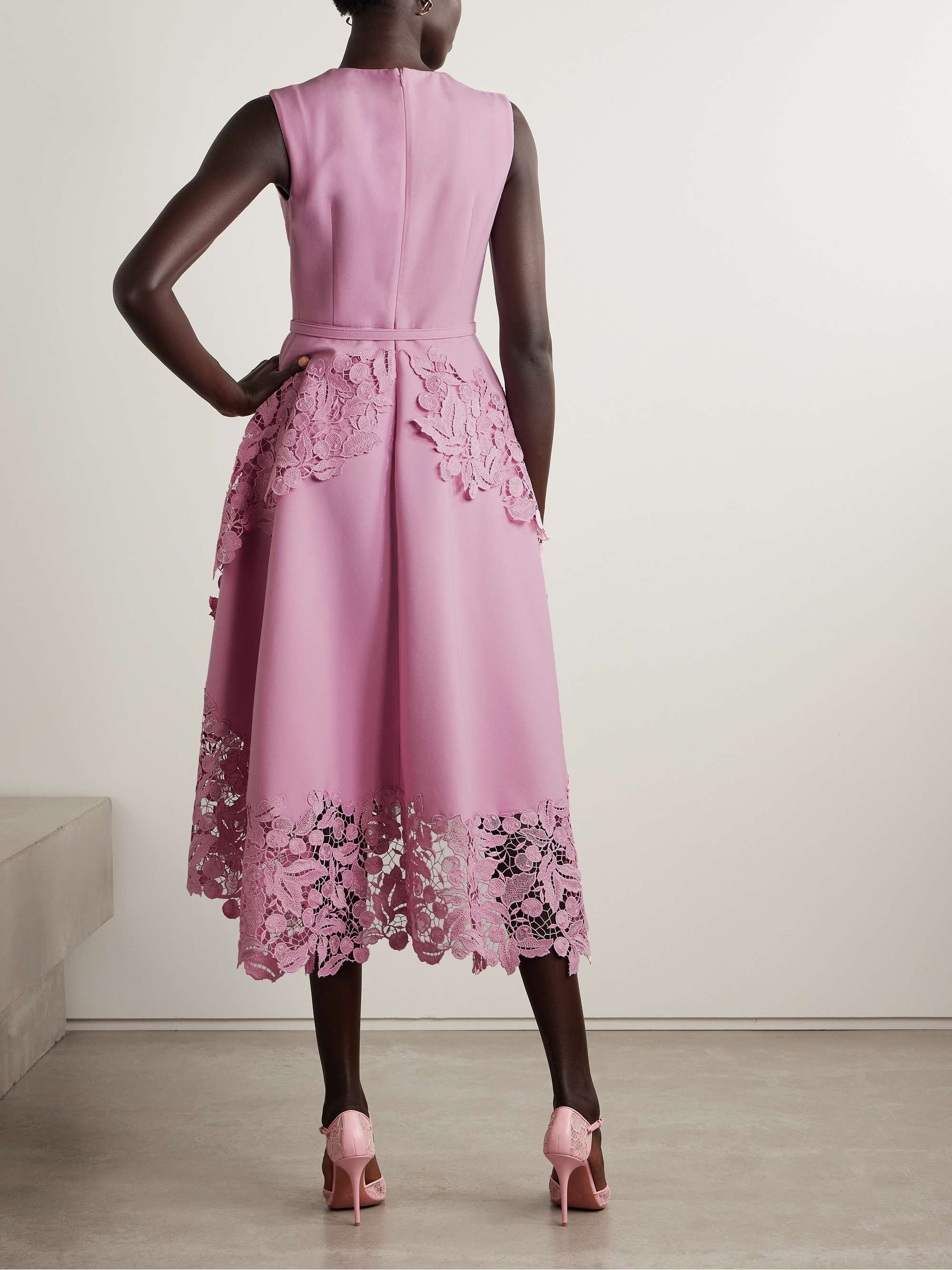 OSCAR DE LA RENTA 