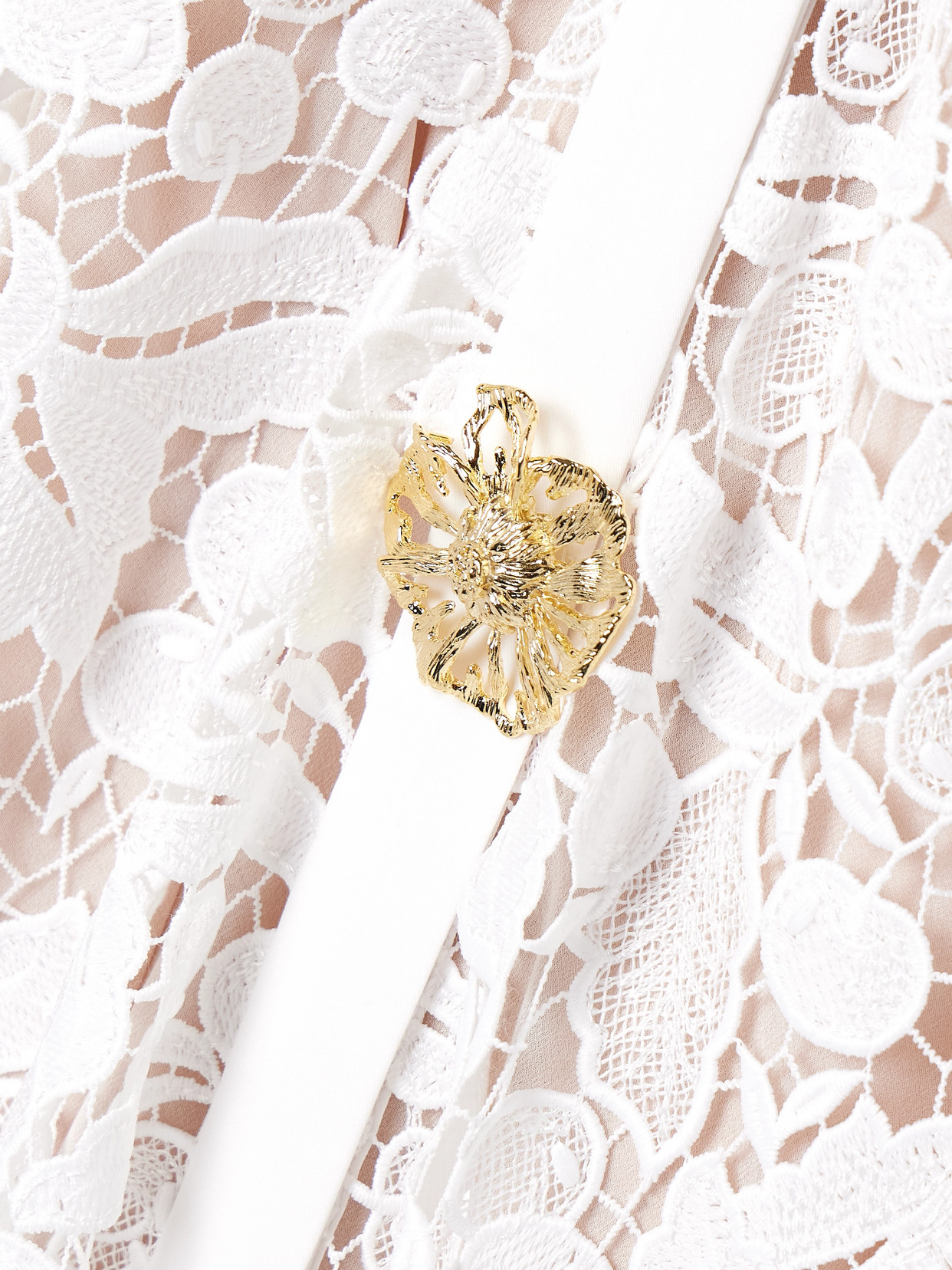 Oscar De La Renta Embellished Guipure Lace Gown