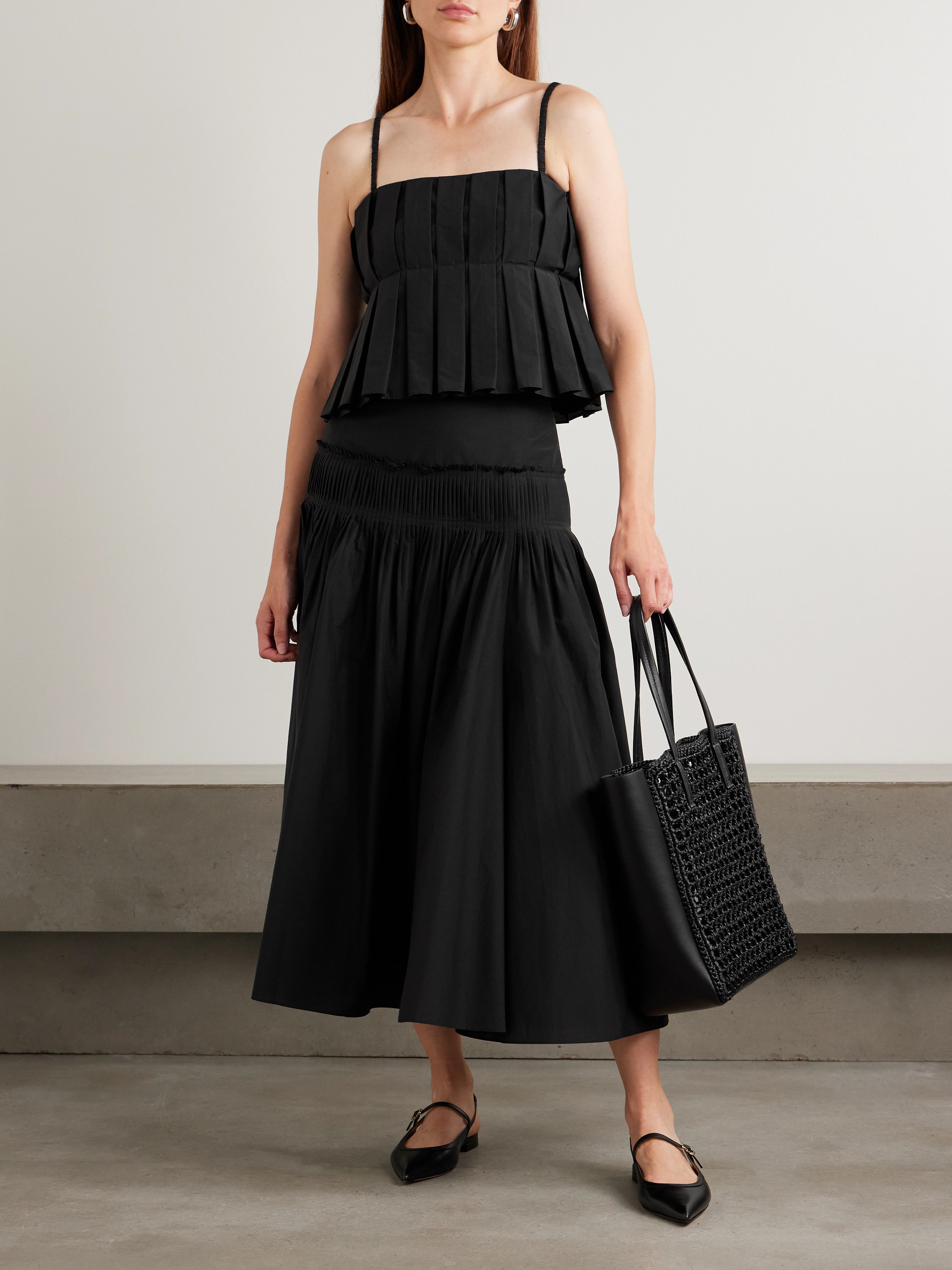 Theory - Pintucked pleated cotton-blend poplin maxi skirt | Plush