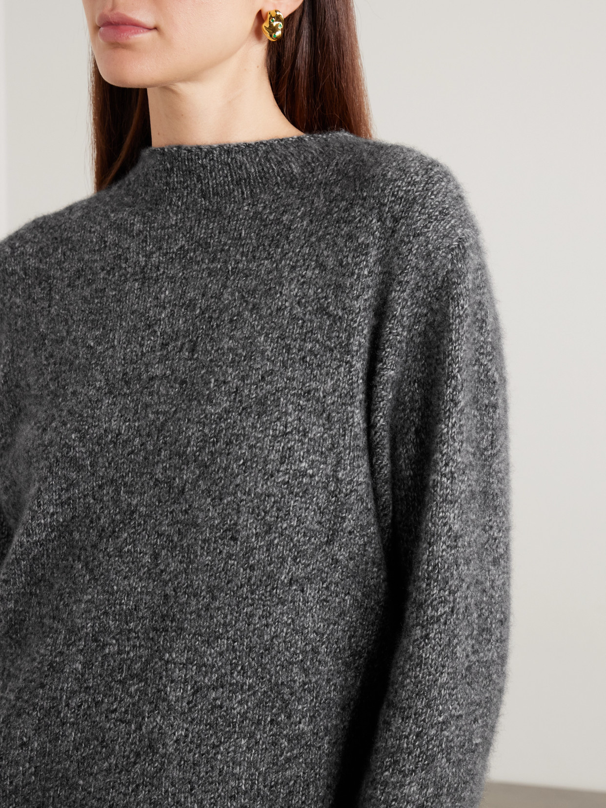 Arch4 Verona Organic Cashmere And Silk-blend Sweater And Scarf Set In Gray