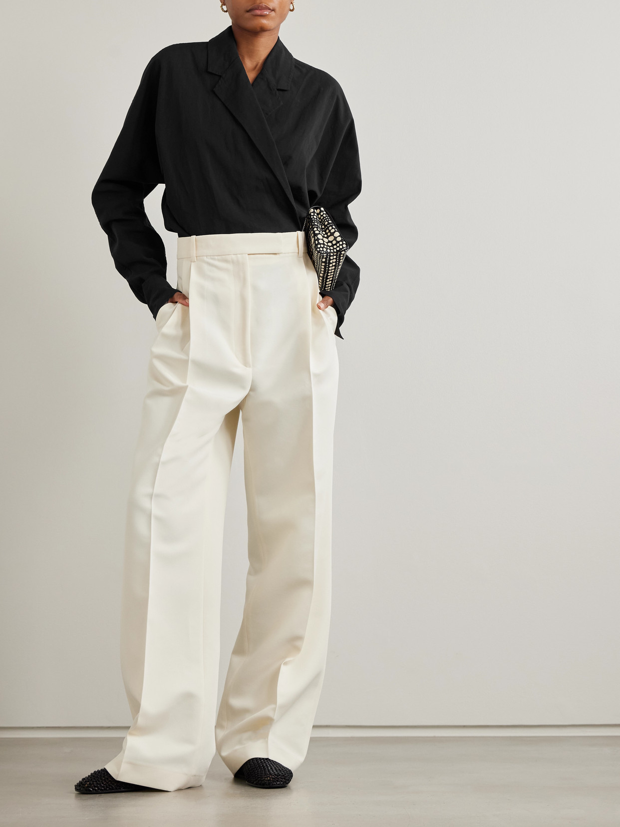 Totême Organic Cotton And Linen-blend Wrap Blouse