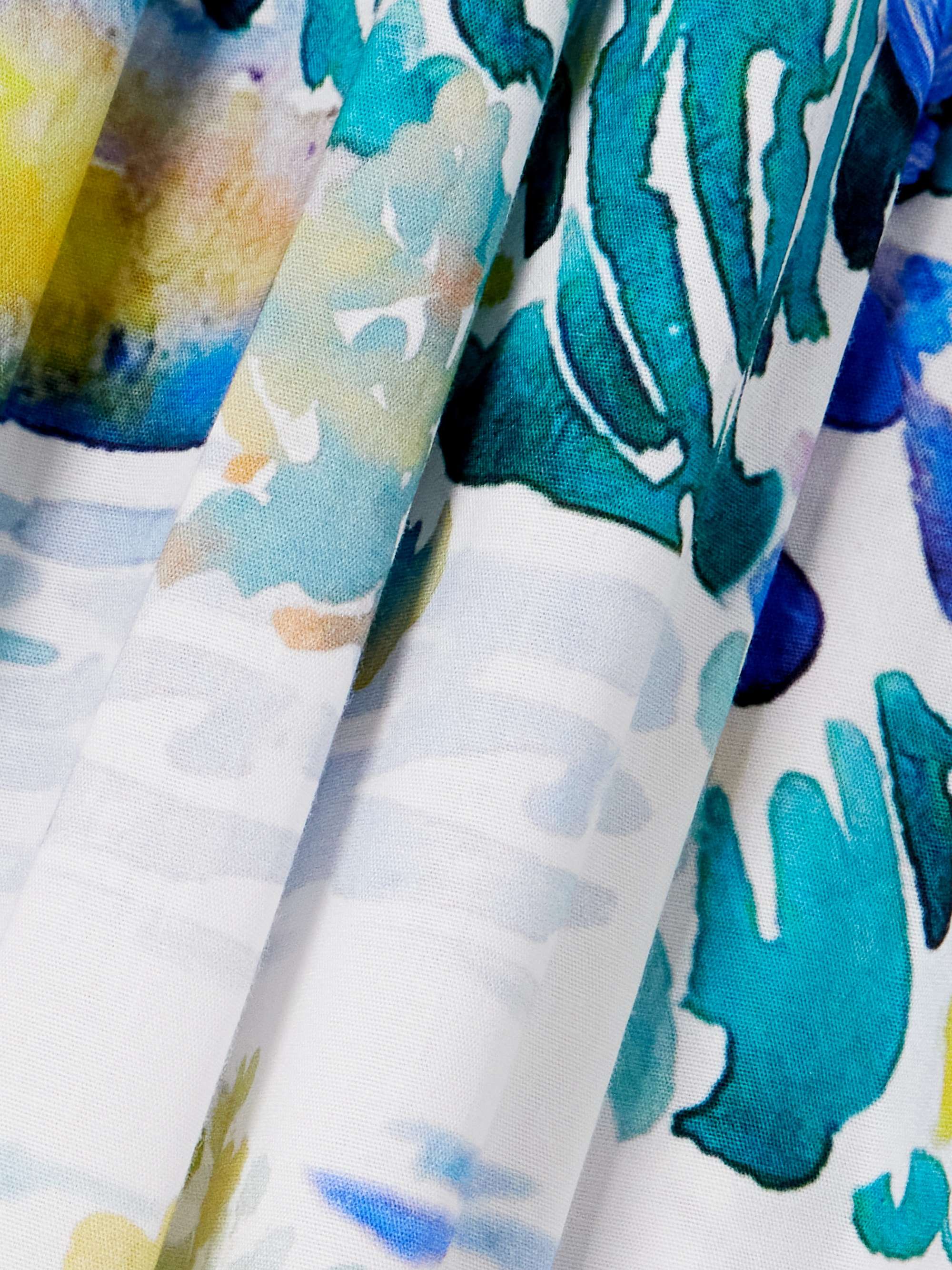 MARY KATRANTZOU 
