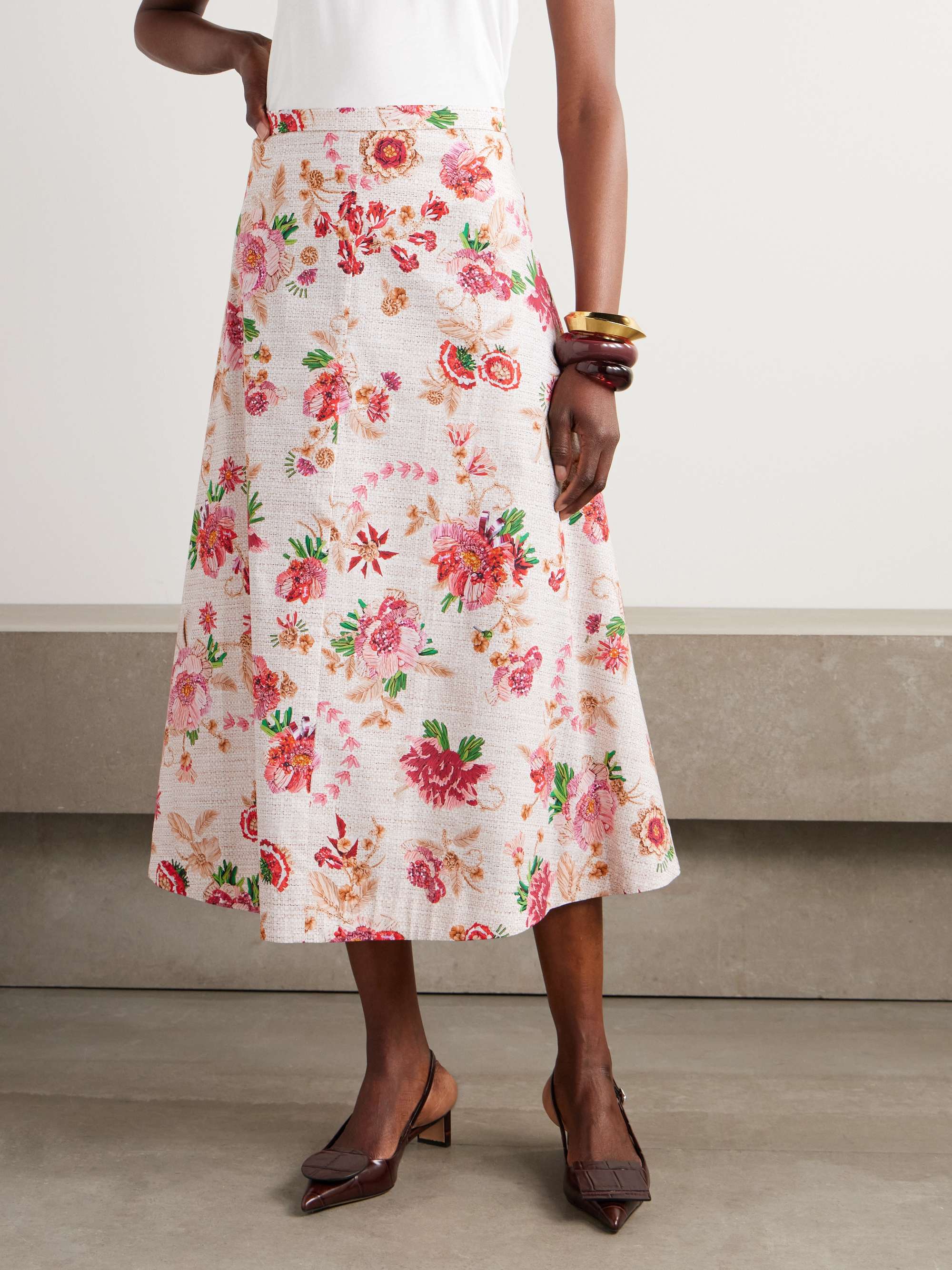 MARY KATRANTZOU 