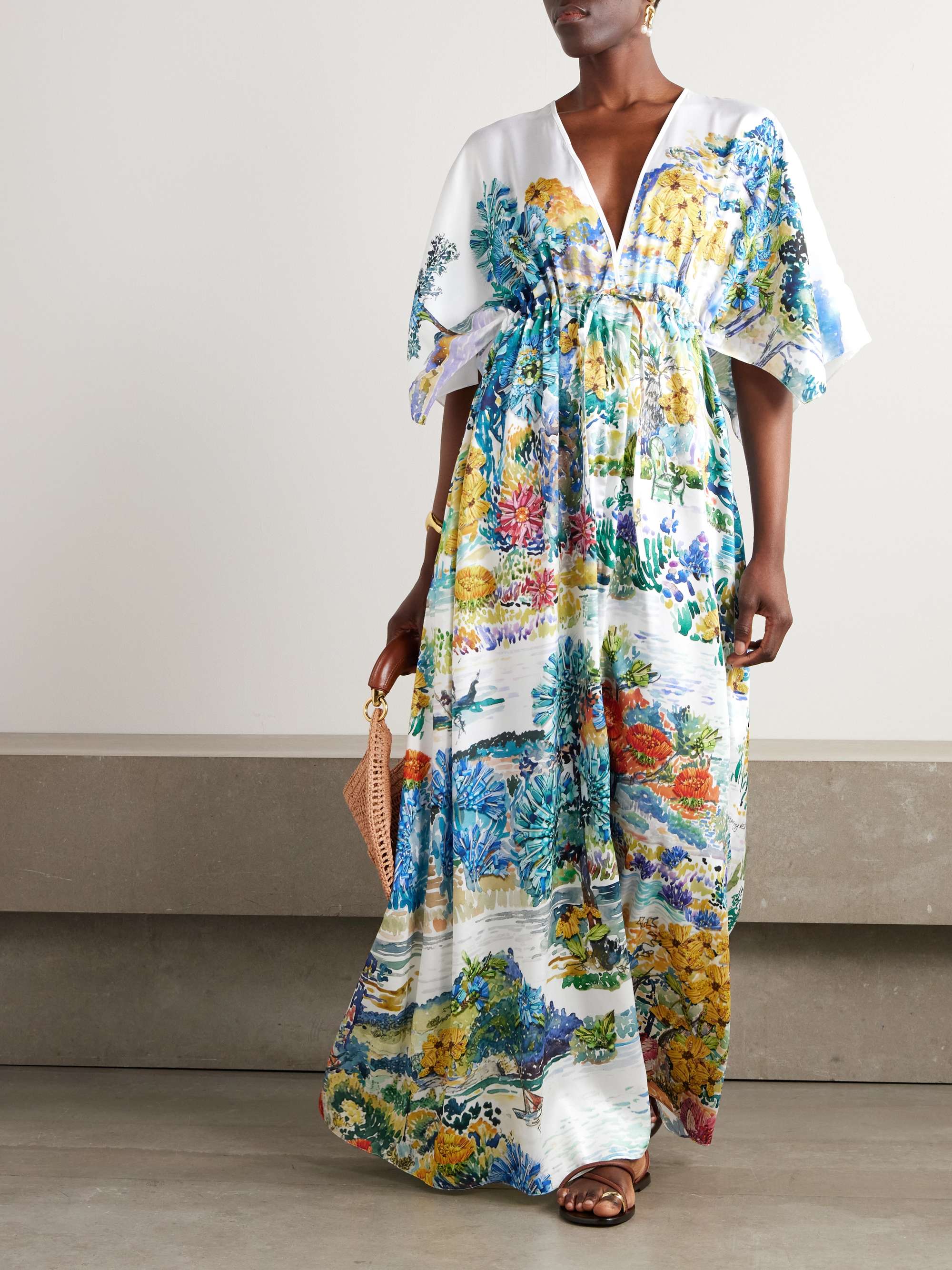 MARY KATRANTZOU 