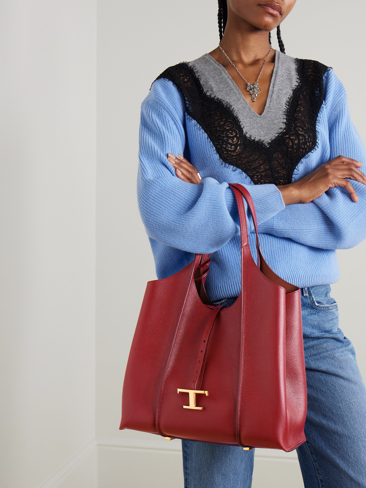 Tod's T Timeless Medium Leather Shoulder Bag