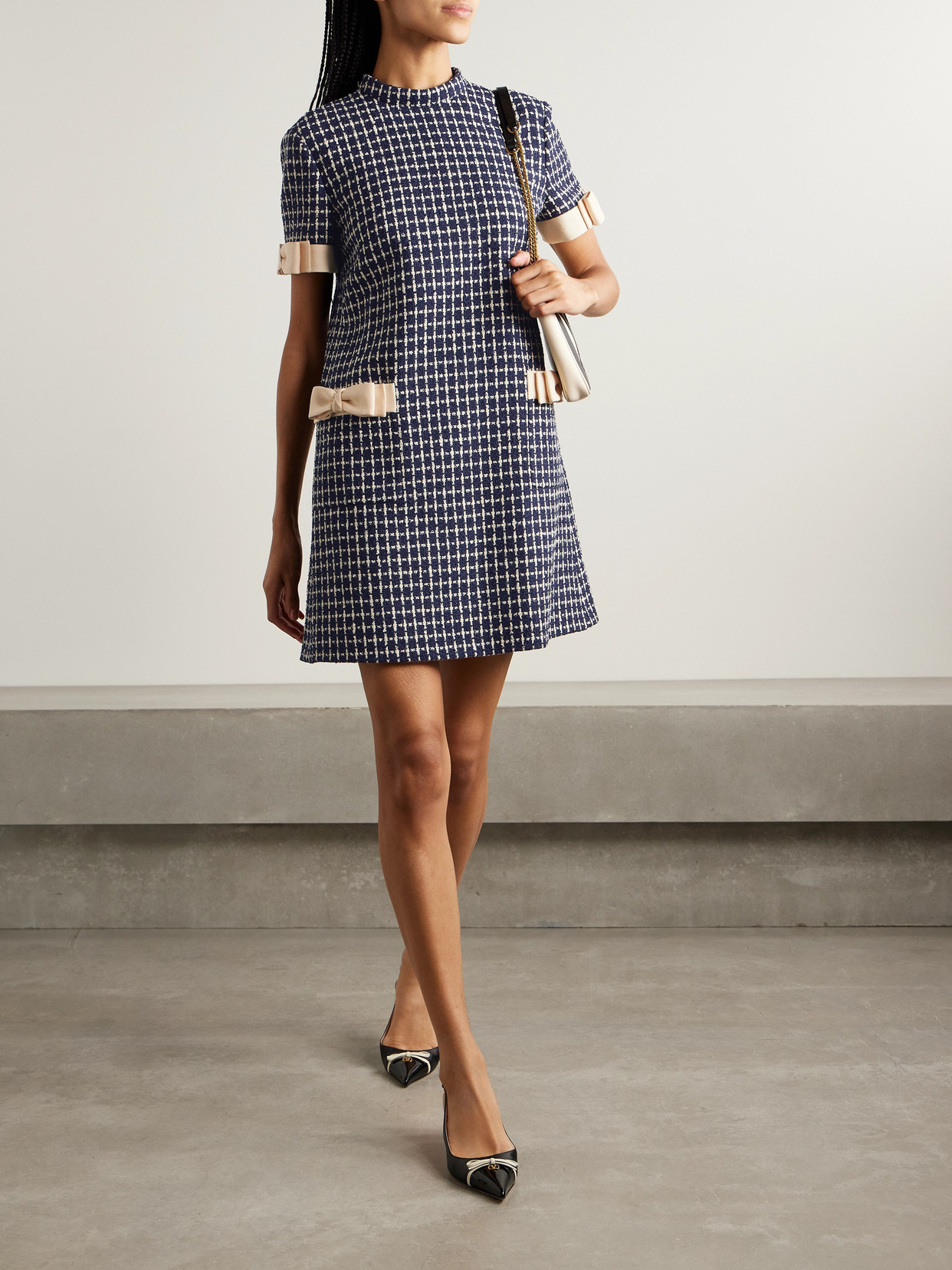 Valentino Textured Bow Detail Short Dress In Gray
