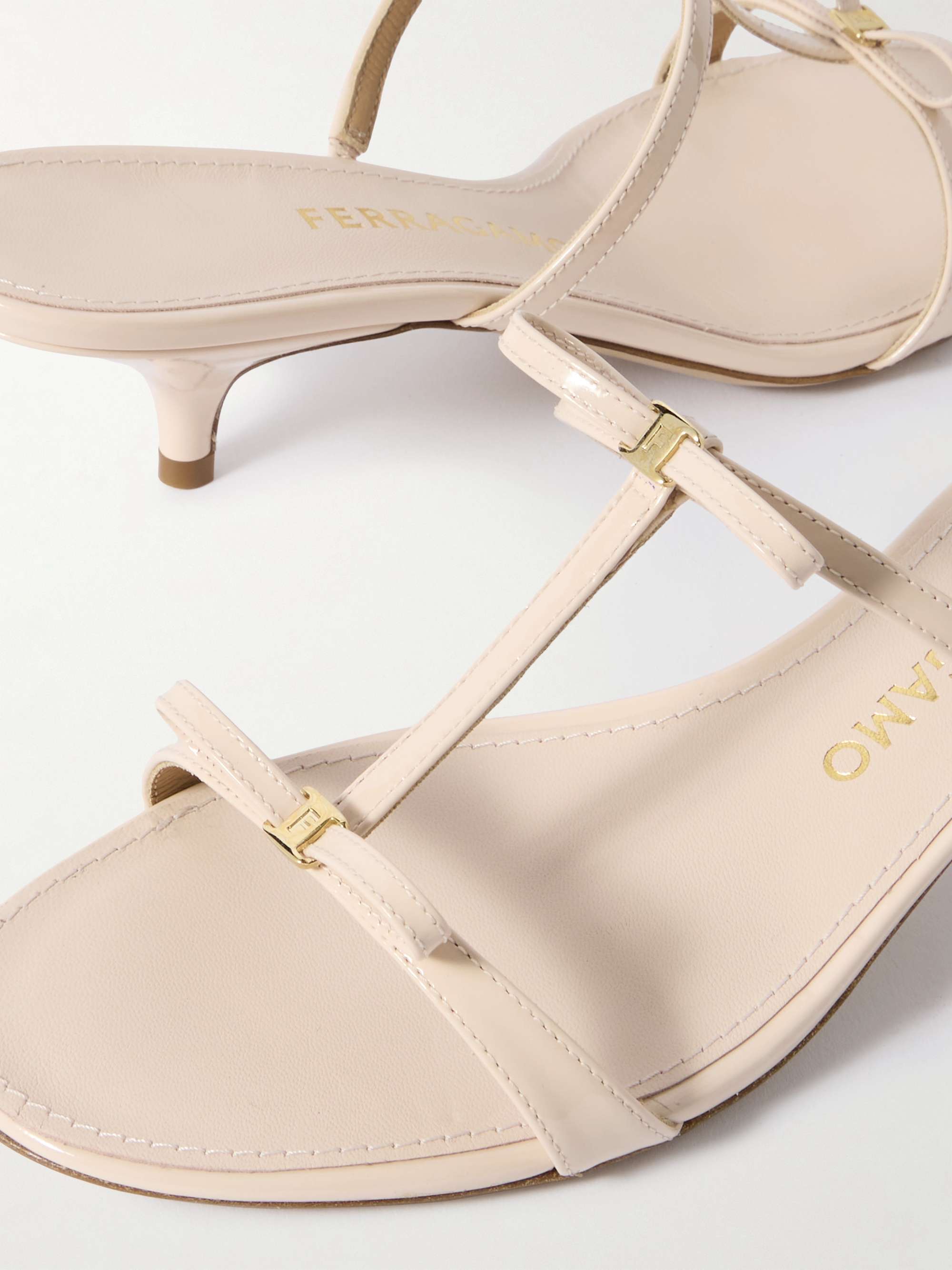 FERRAGAMO 