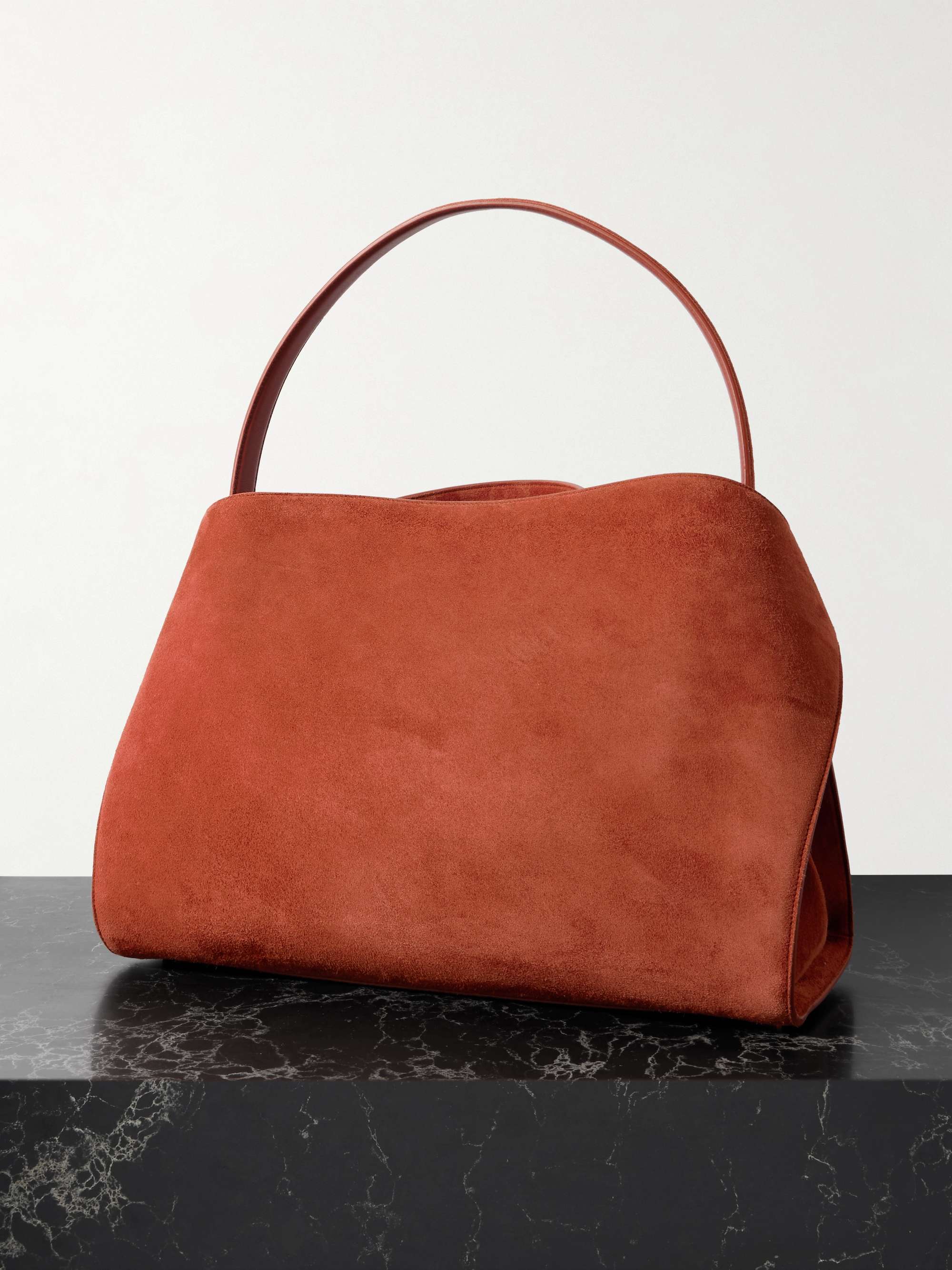 FERRAGAMO 