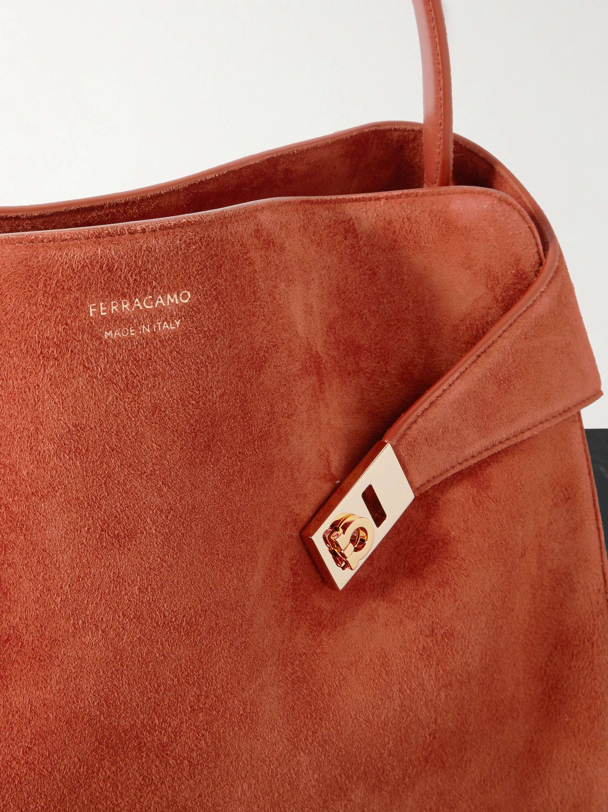 FERRAGAMO 