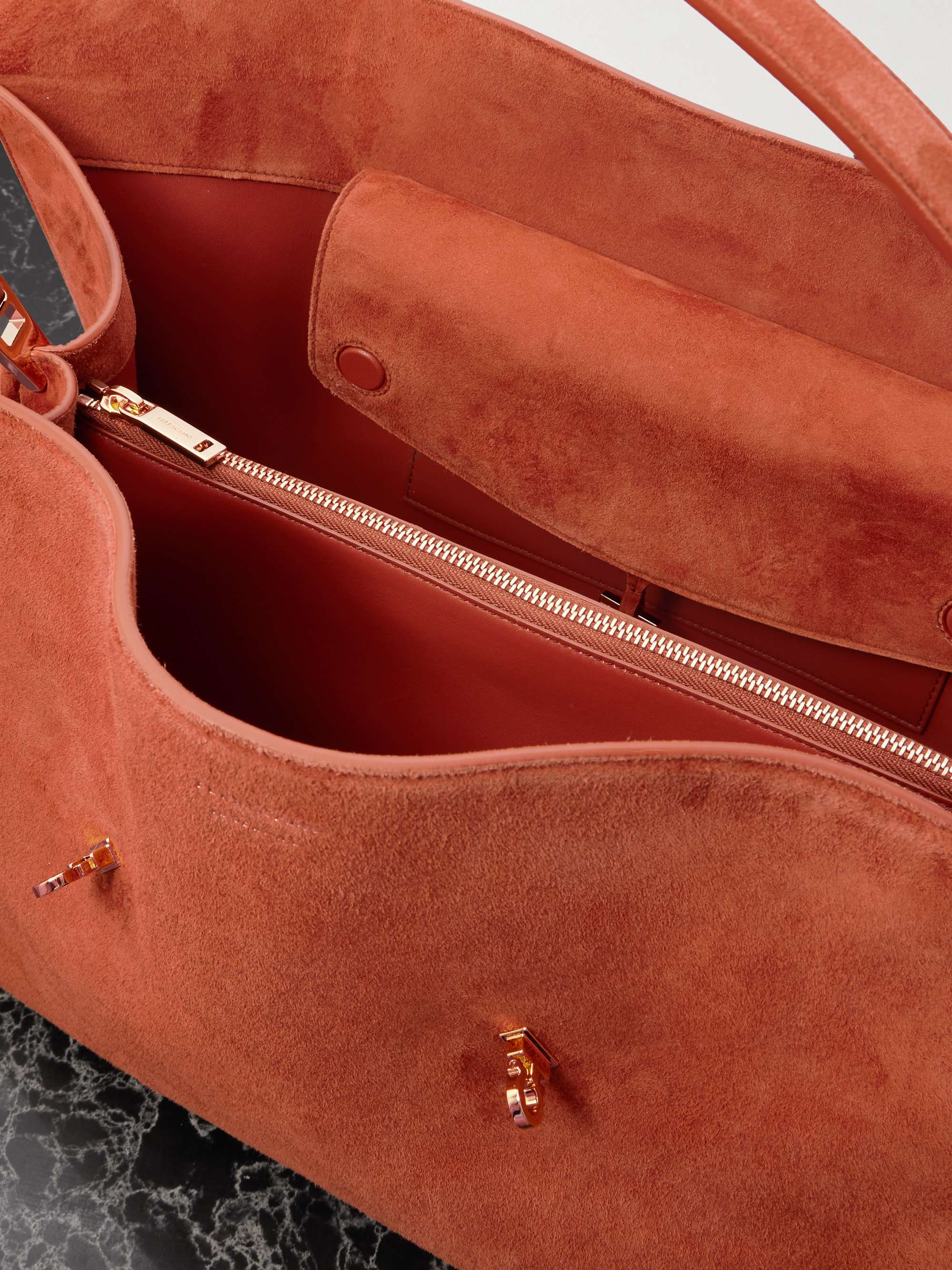 FERRAGAMO 