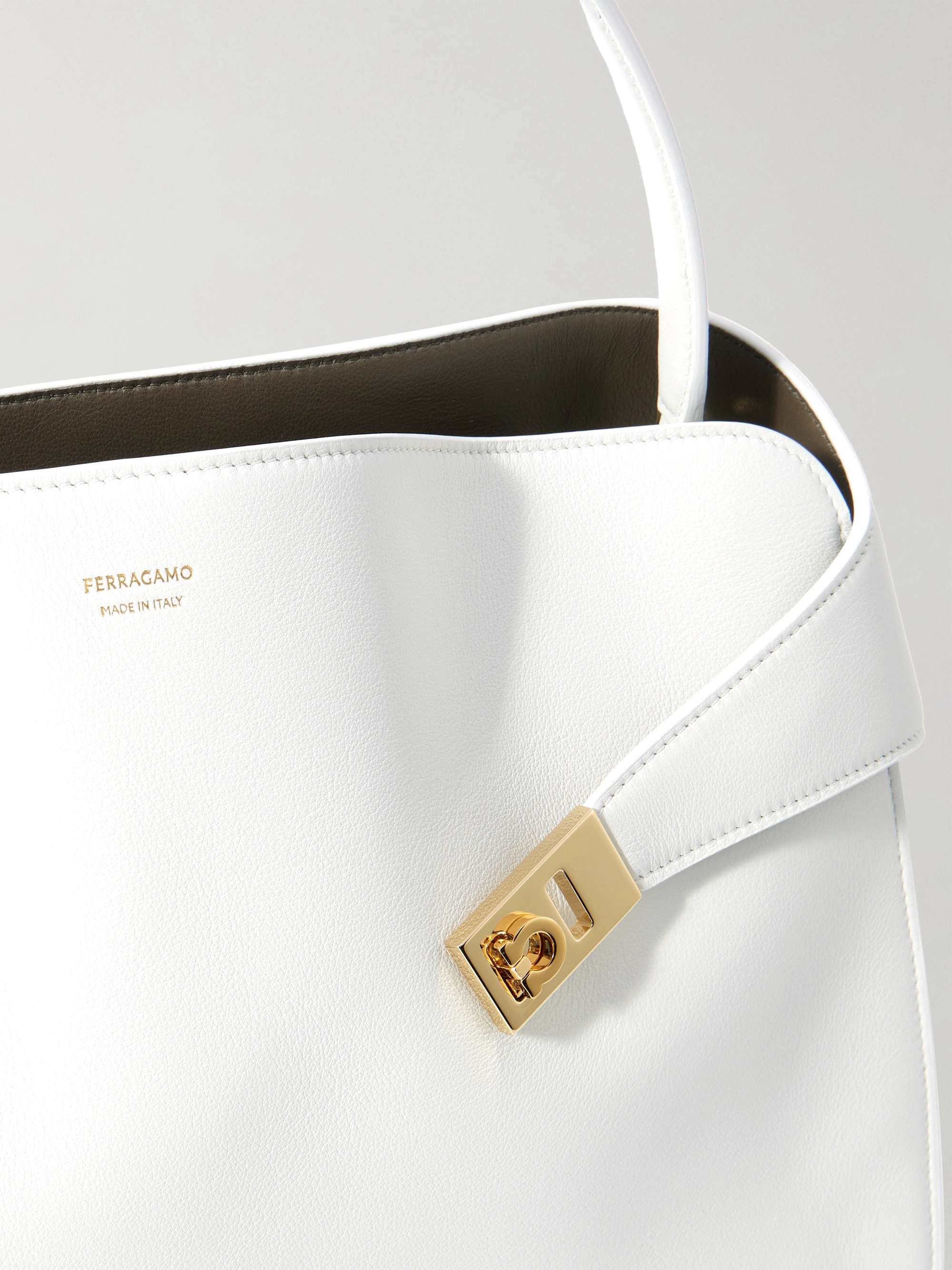 FERRAGAMO 