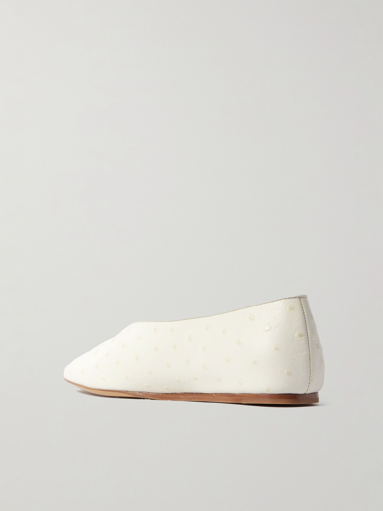 Le Monde Beryl Regency Ostrich-effect Leather Ballet Flats In Ivory