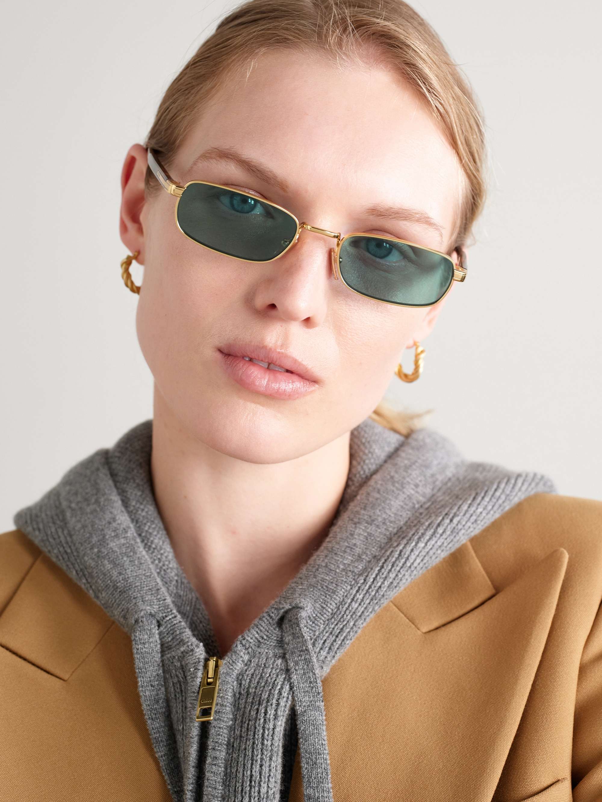 PRADA EYEWEAR 