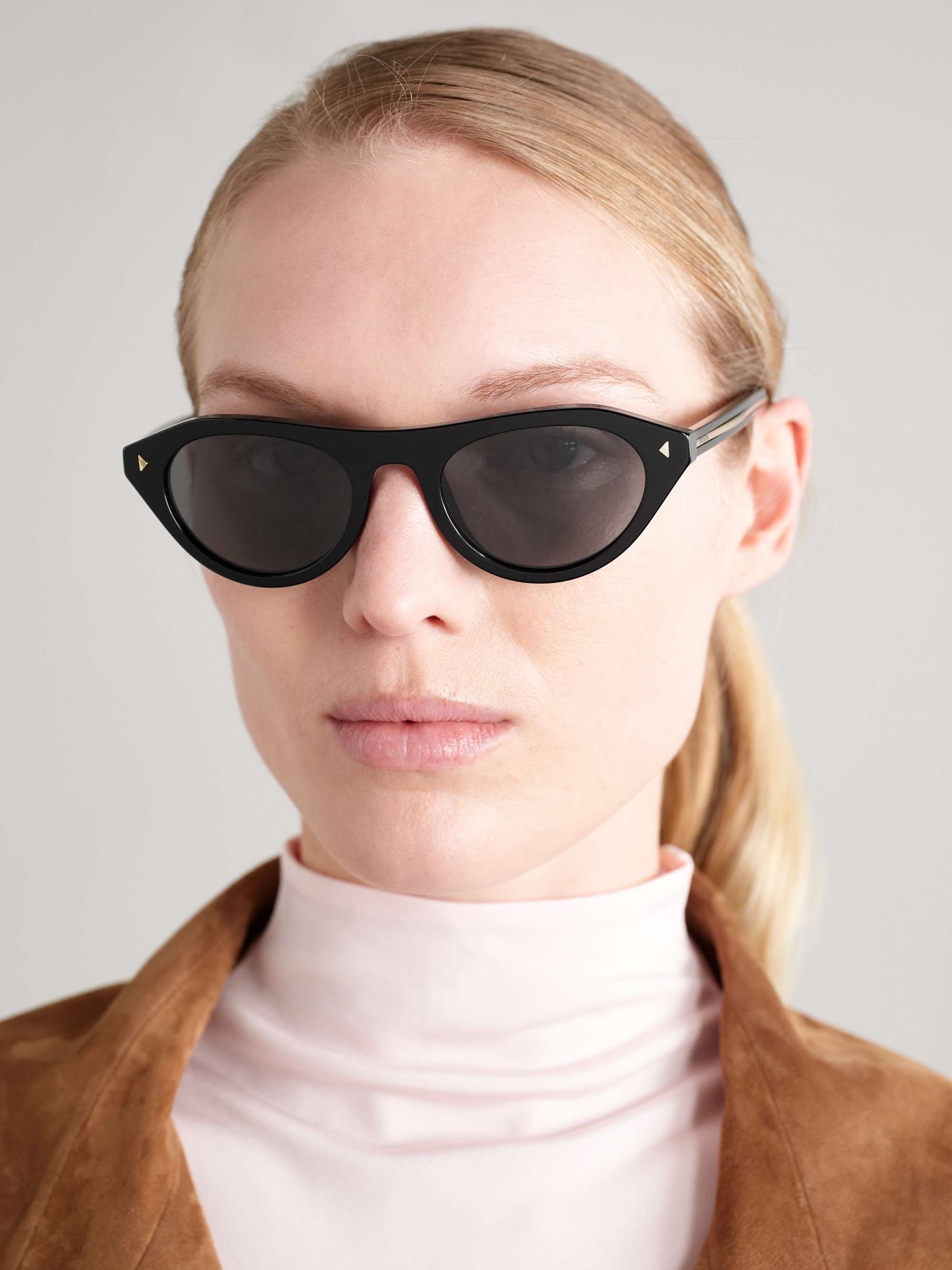 PRADA EYEWEAR 