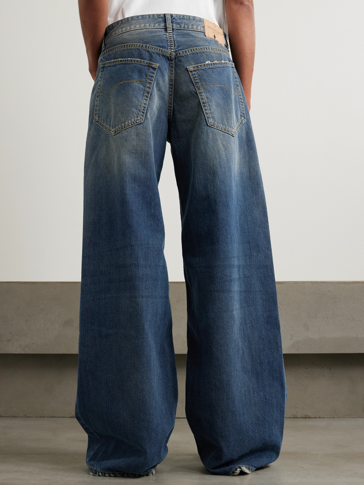 Shop Balenciaga Mid-rise Wide-leg Jeans In Blue