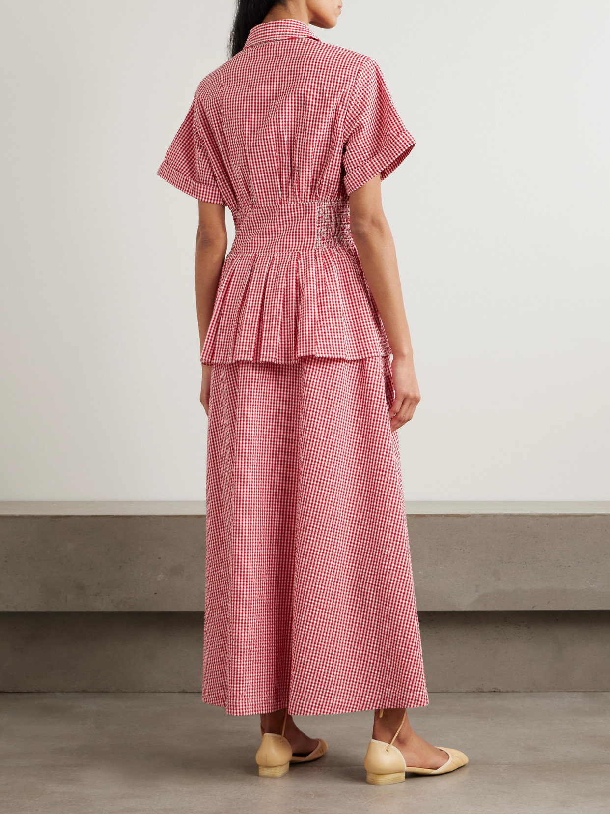 Shop Rosie Assoulin Boogie Woogie Bugle Boy Gingham Cotton-seersucker Maxi Shirt Dress In Red