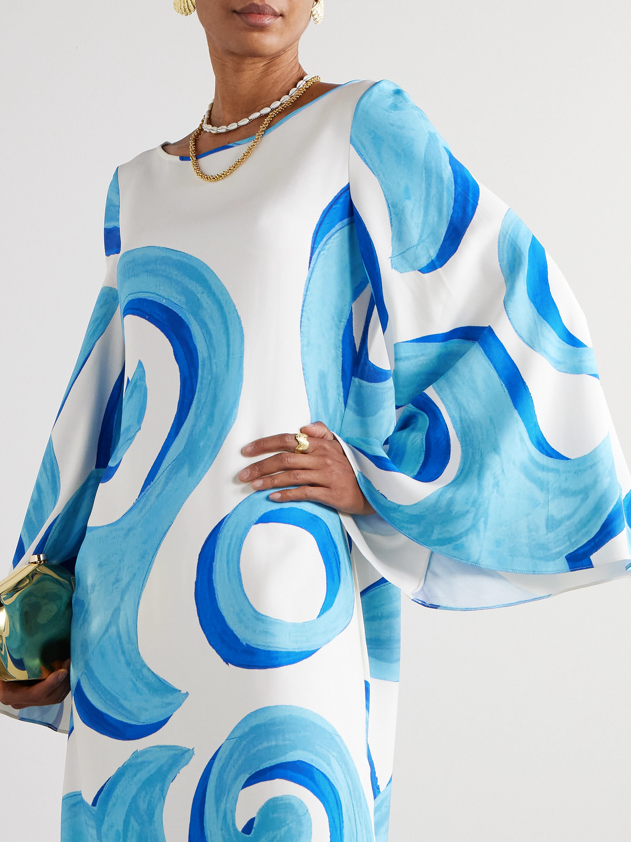 Themis Z Urania Open-back Long Silk Caftan In Blue