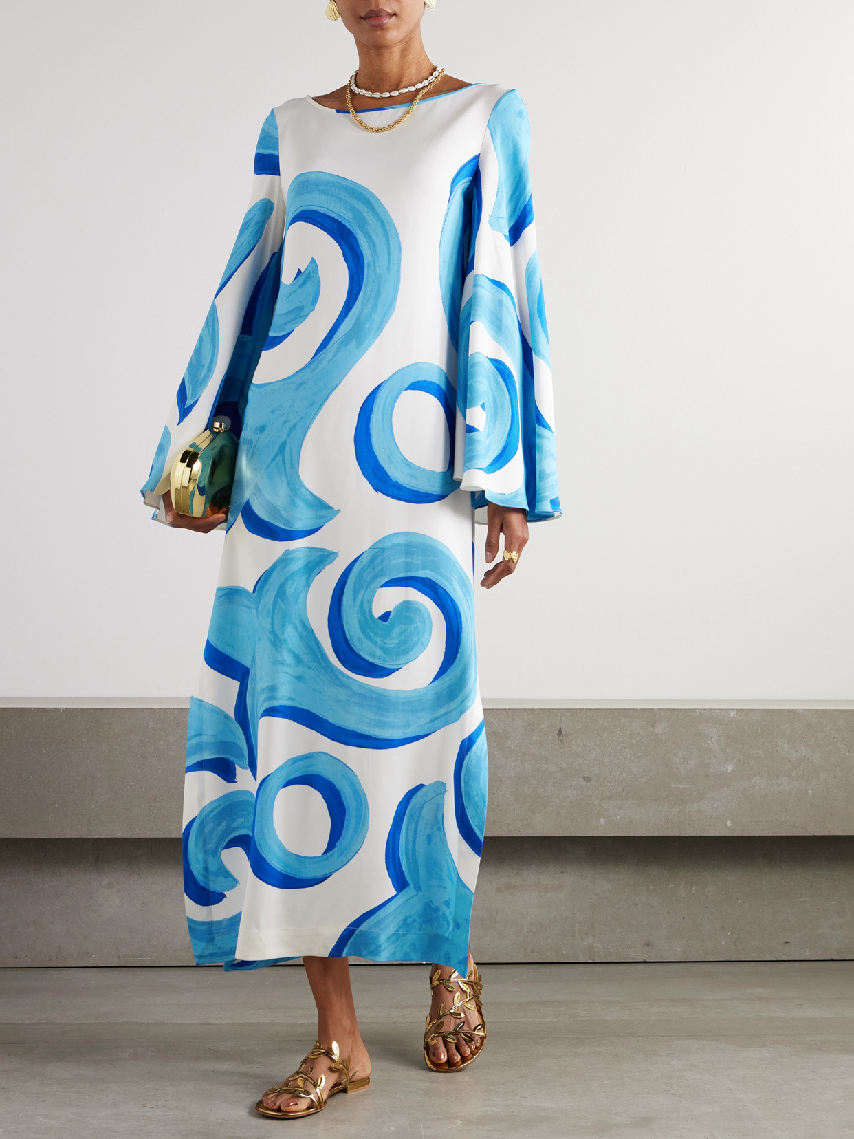 Themis Z Urania Open-back Long Silk Caftan In Blue