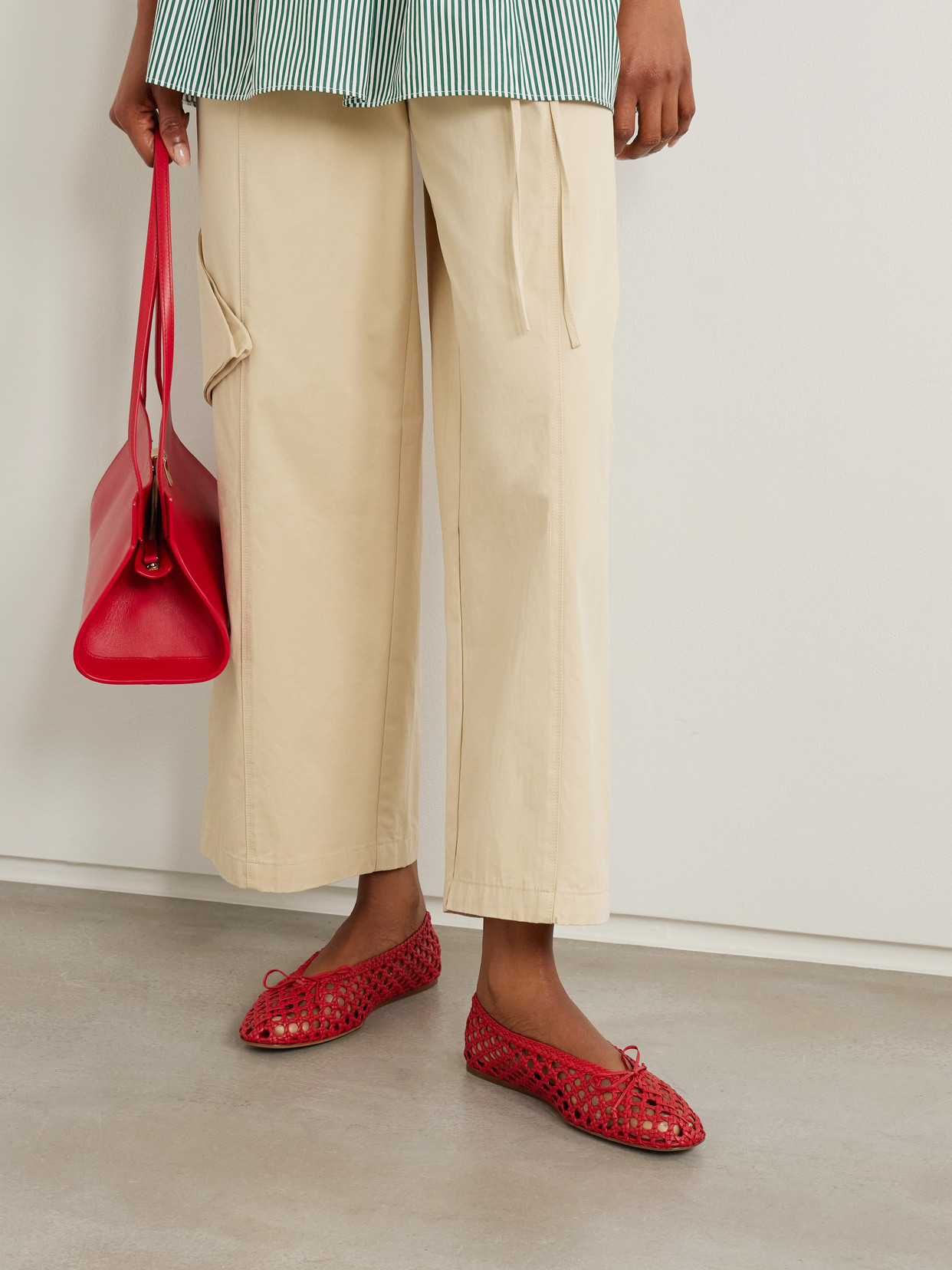 Le Monde Beryl Regency Bow-embellished Woven Leather Ballet Flats