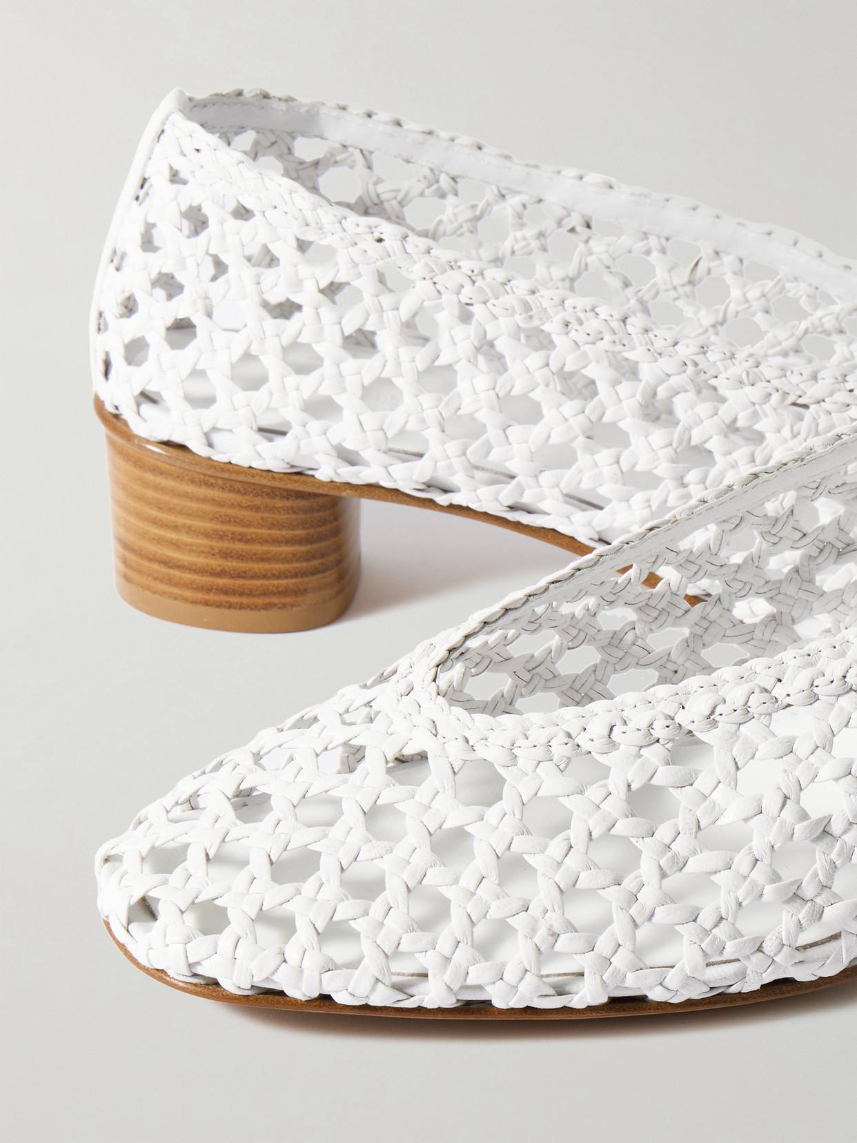 LE MONDE BERYL WOVEN LEATHER PUMPS 